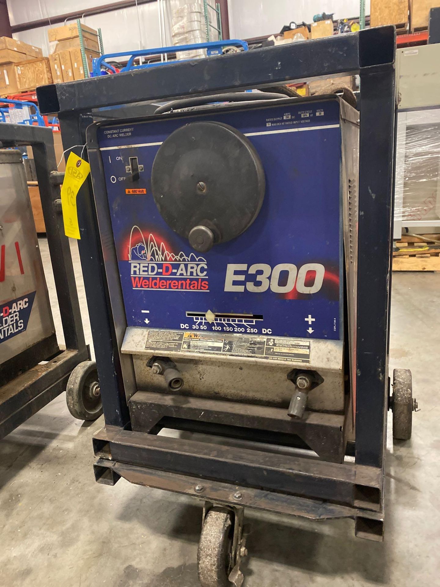 LINCOLN ELECTRIC E300 WELDER - Image 3 of 10