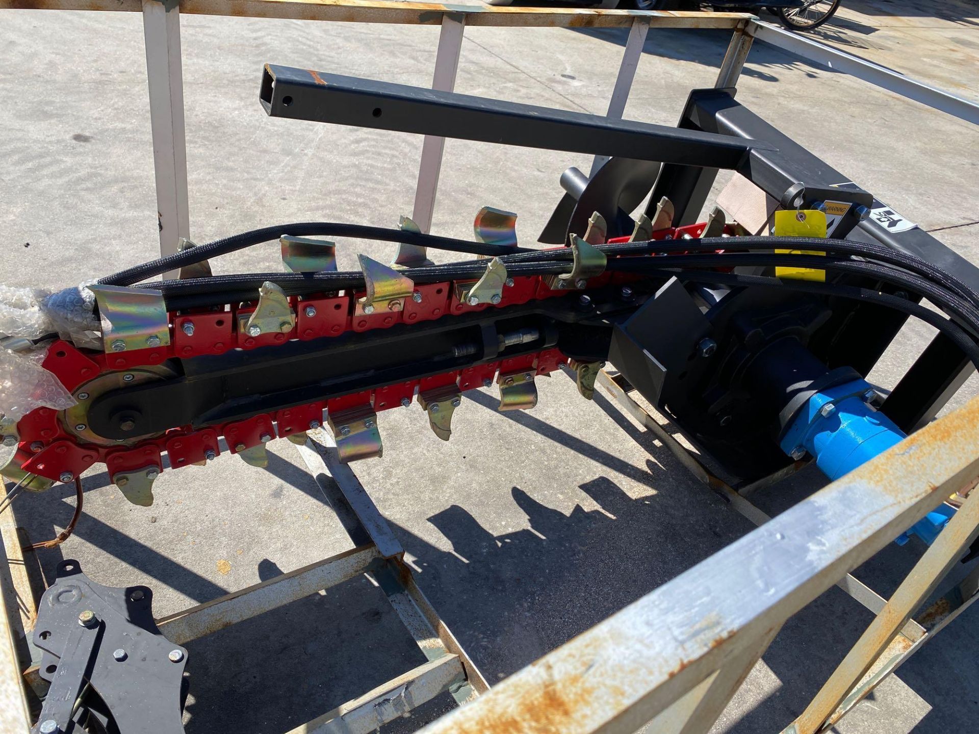 NEW/UNISED SKID STEER TRENCHER ATTACHMENT - Image 9 of 18