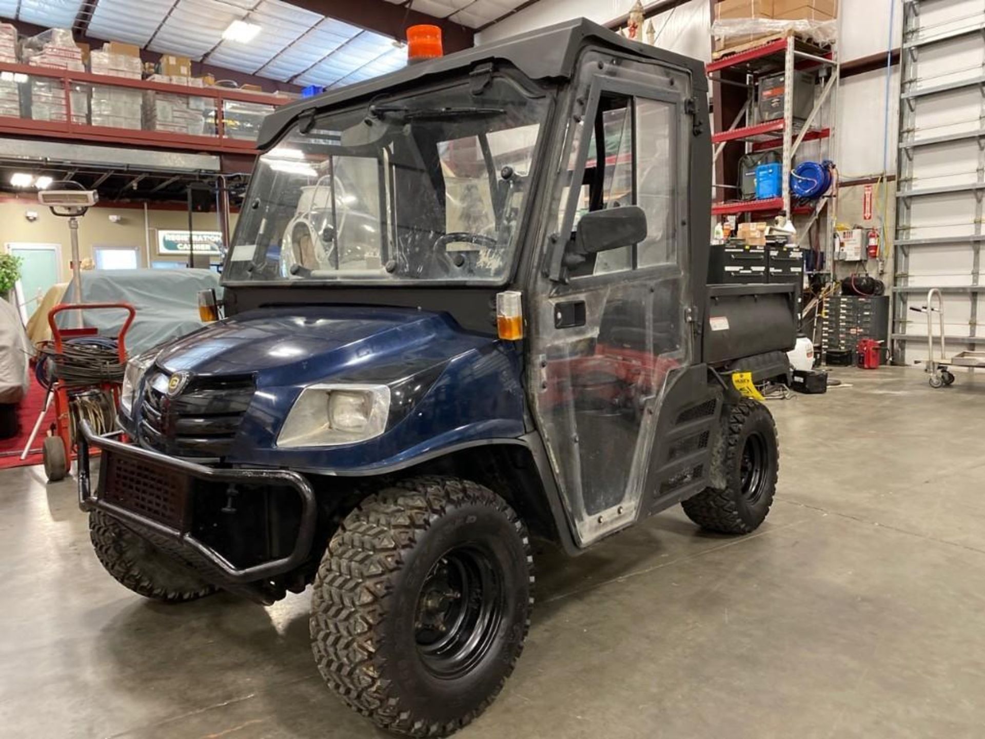 2013 CUSHMAN UTV, ENCLOSED CAB, GAS POWERED, RUNS AND DRIVES, DUMP BED - Image 6 of 44