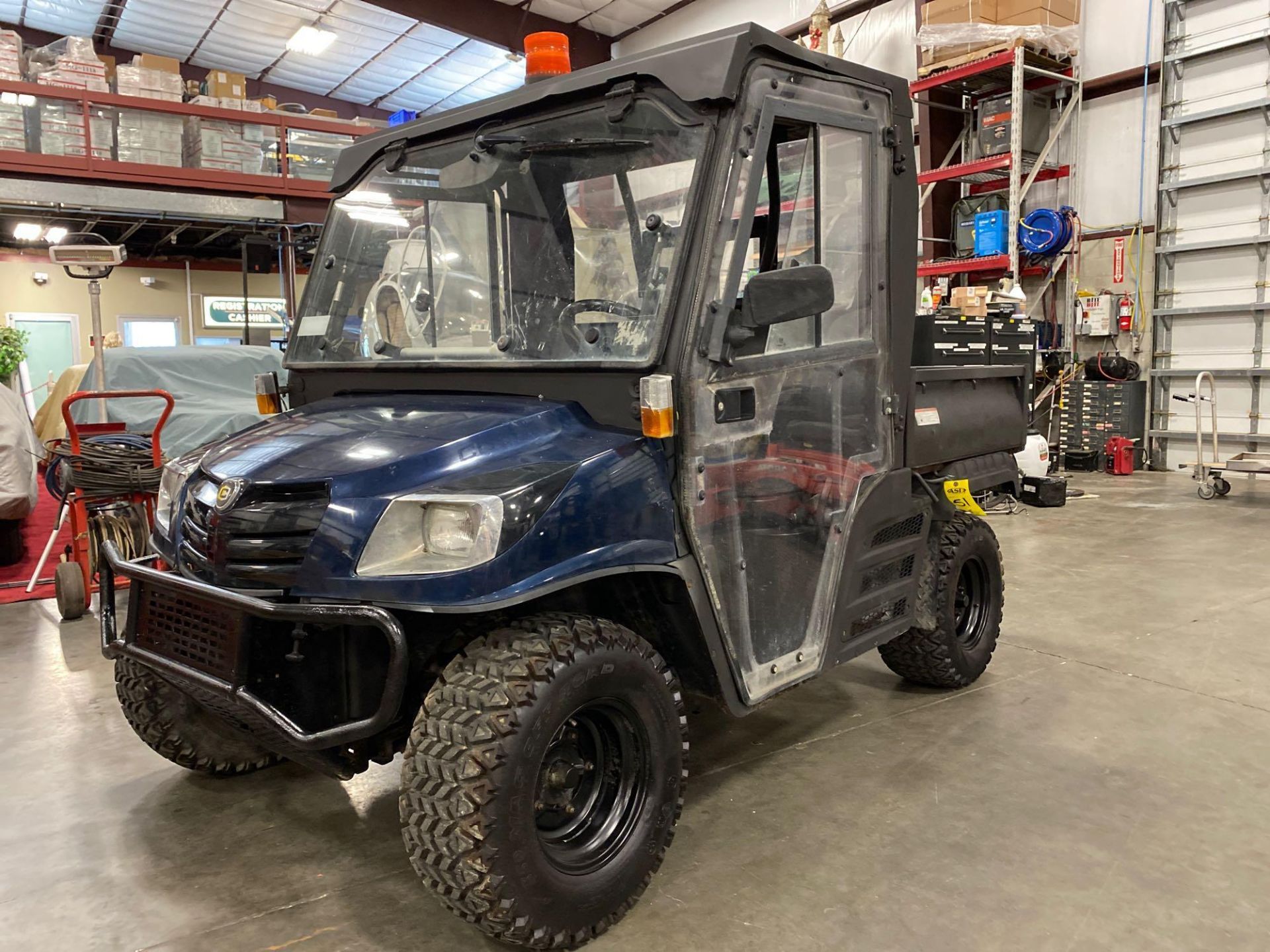 2013 CUSHMAN UTV, ENCLOSED CAB, GAS POWERED, RUNS AND DRIVES, DUMP BED - Image 23 of 44