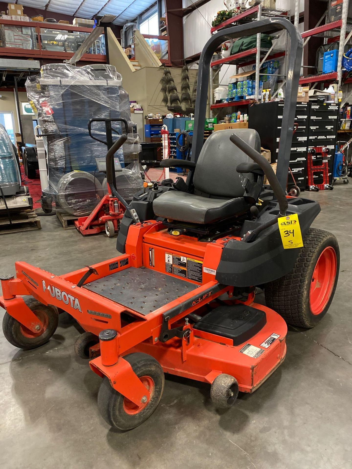 KUBOTA ZG123S 48" RIDE ON MOWER, 256.8 HOURS SHOWING, RUNS AND OPERATES - Image 3 of 7