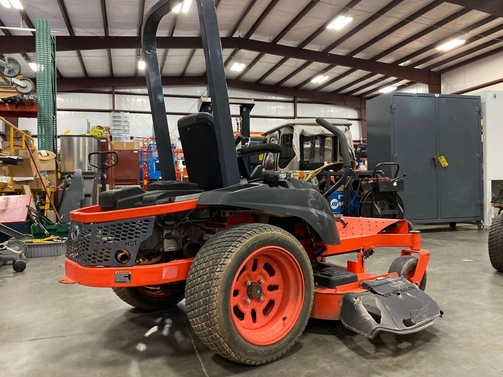 KUBOTA ZG123S 48" RIDE ON MOWER, 256.8 HOURS SHOWING, RUNS AND OPERATES - Image 6 of 7