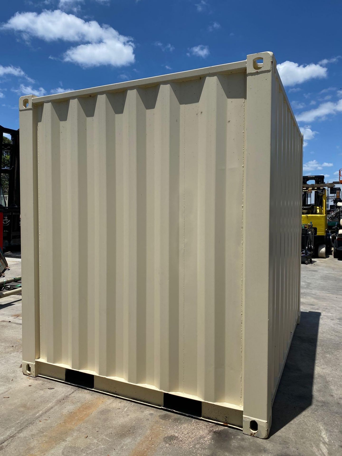 PORTABLE STORAGE CONTAINER/PORTABLE OFFICE, 6 1/2 x 9' x 8'T - Image 4 of 7