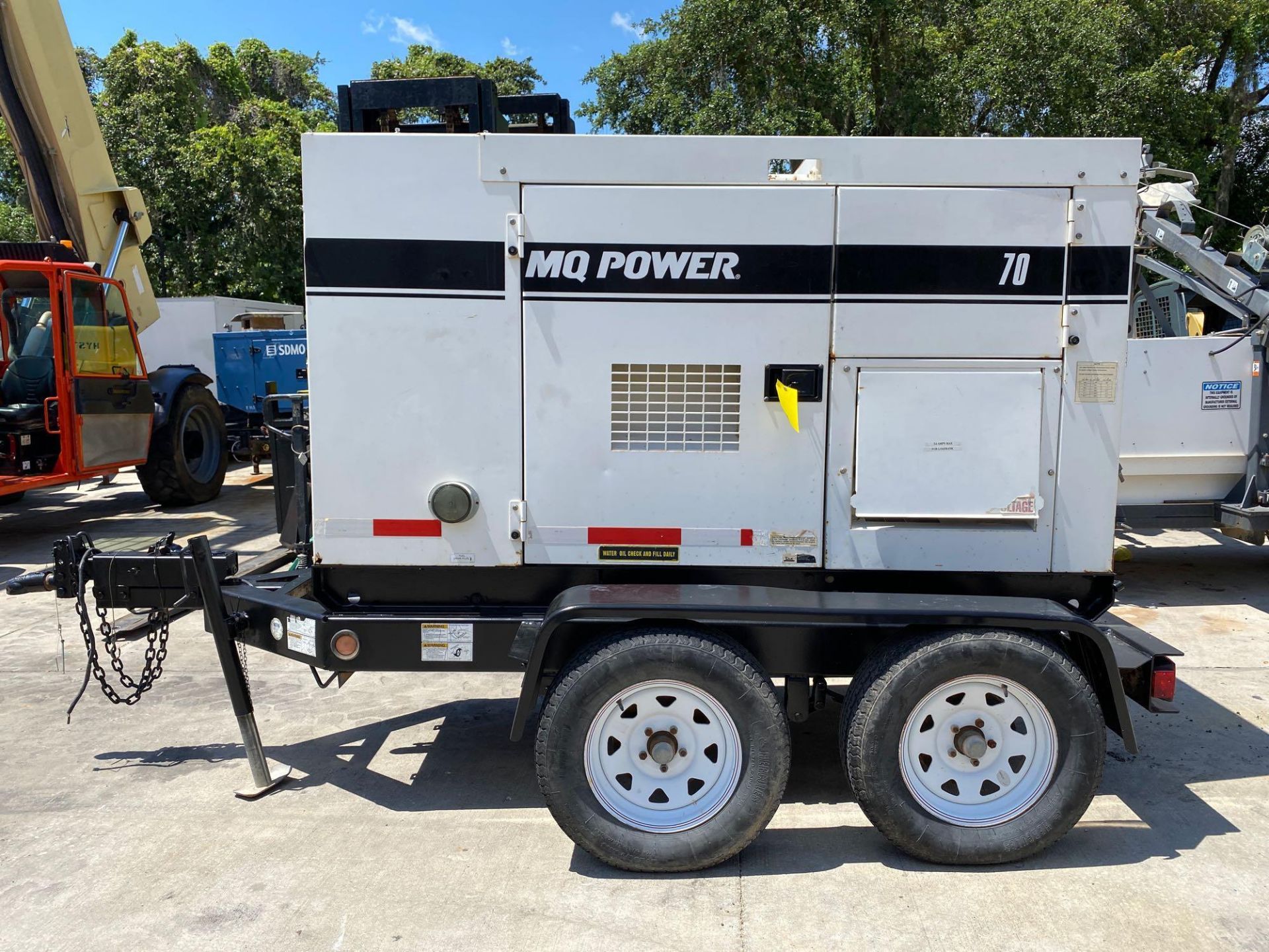 MQ POWER DB-0831J2 TRAILER MOUNTED GENERATOR, JOHN DEERE DIESEL, 70 KVA/ 56KW, RUNS AND OPERATES - Image 5 of 12