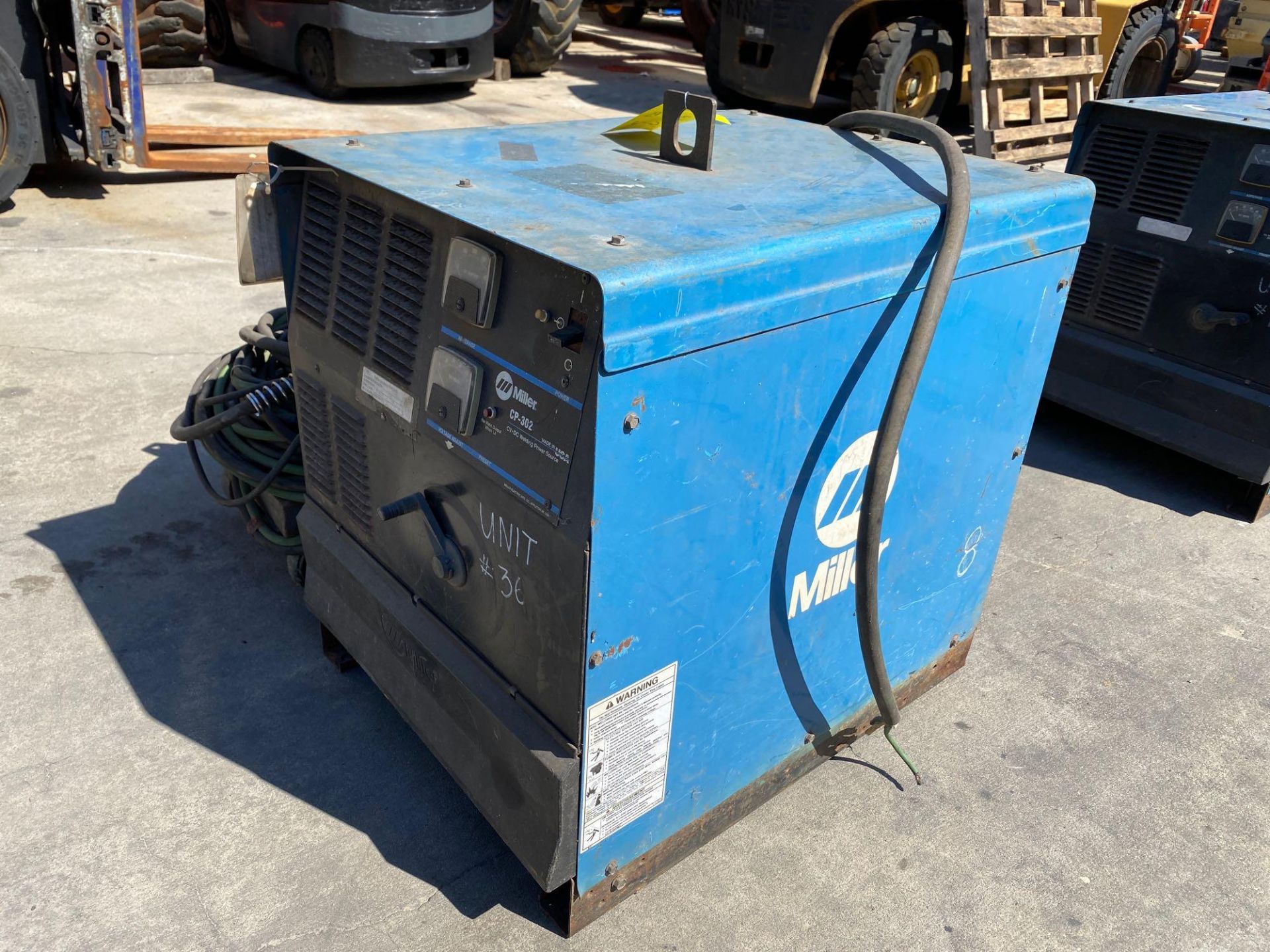 MILLER CP-302 WELDER WITH MILLER 60 SERIES 24V WIRE FEEDER - Image 5 of 5