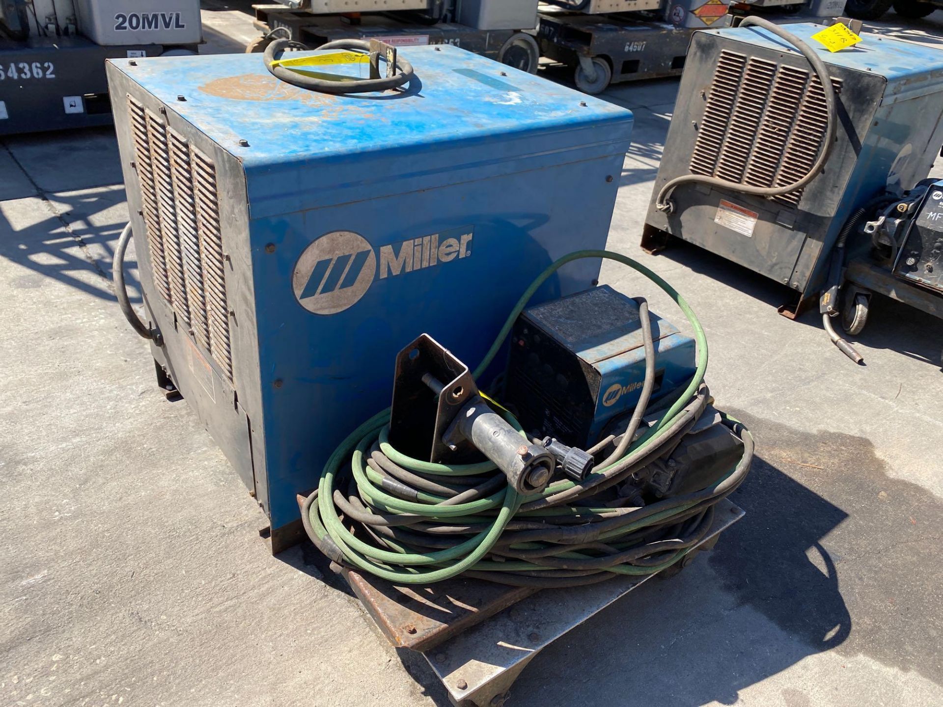 MILLER CP-302 WELDER WITH MILLER 60 SERIES 24V WIRE FEEDER - Image 3 of 7