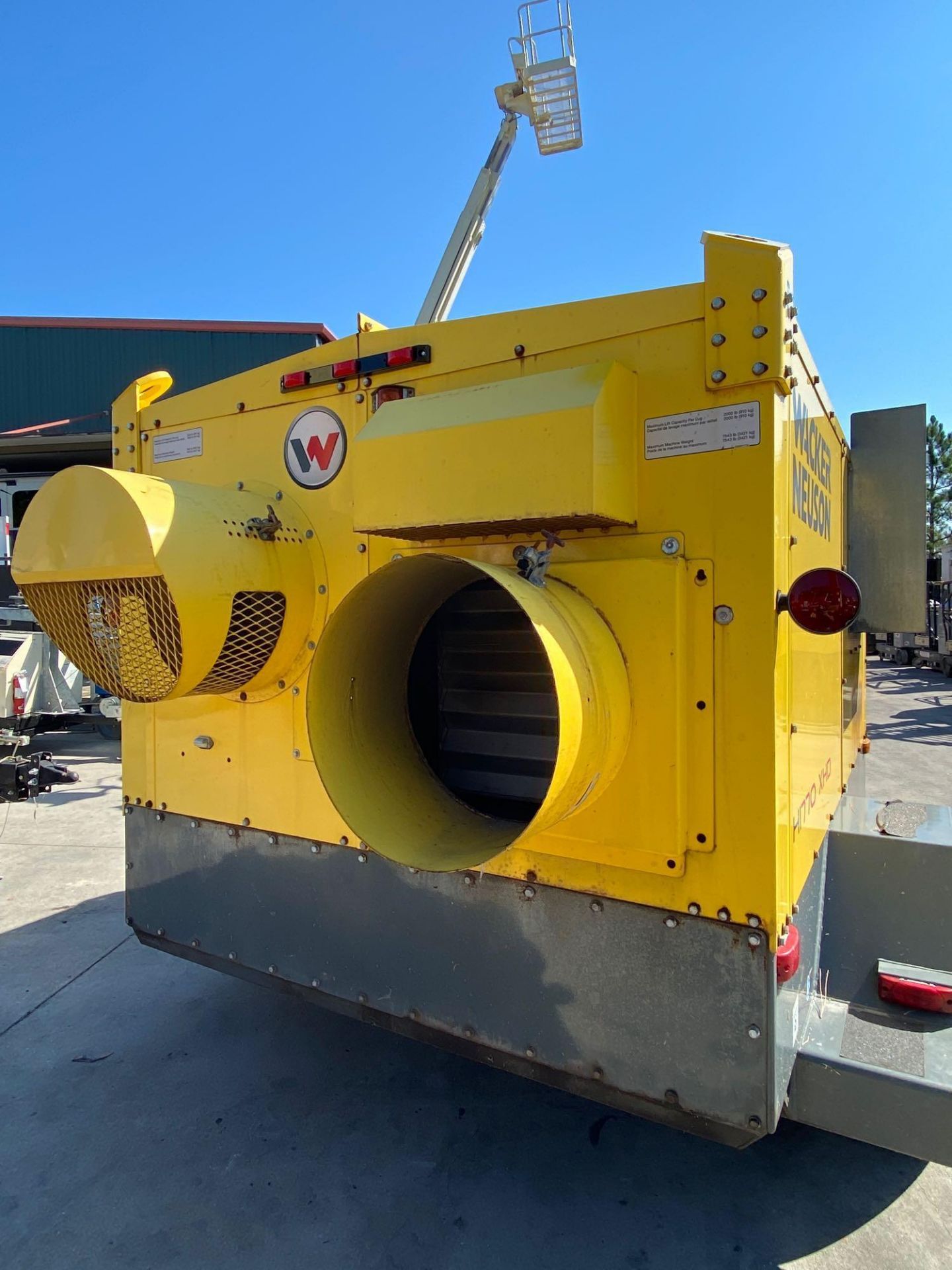 2011 WACKER NEUSON HI770 XHD INDUSTRIAL HEATER/GENERATOR, RUNS AND OPERATES - Image 4 of 13