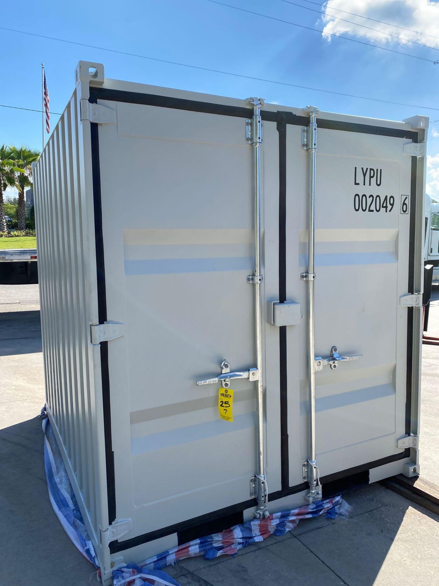 UNUSED 8' CONTAINER/PORTABLE OFFICE WITH WINDOW AND SIDE DOOR ENTRANCE