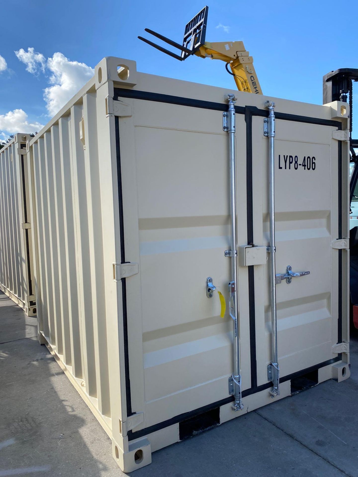 UNUSED 8' CONTAINER/PORTABLE OFFICE WITH WINDOW AND SIDE DOOR ENTRANCE