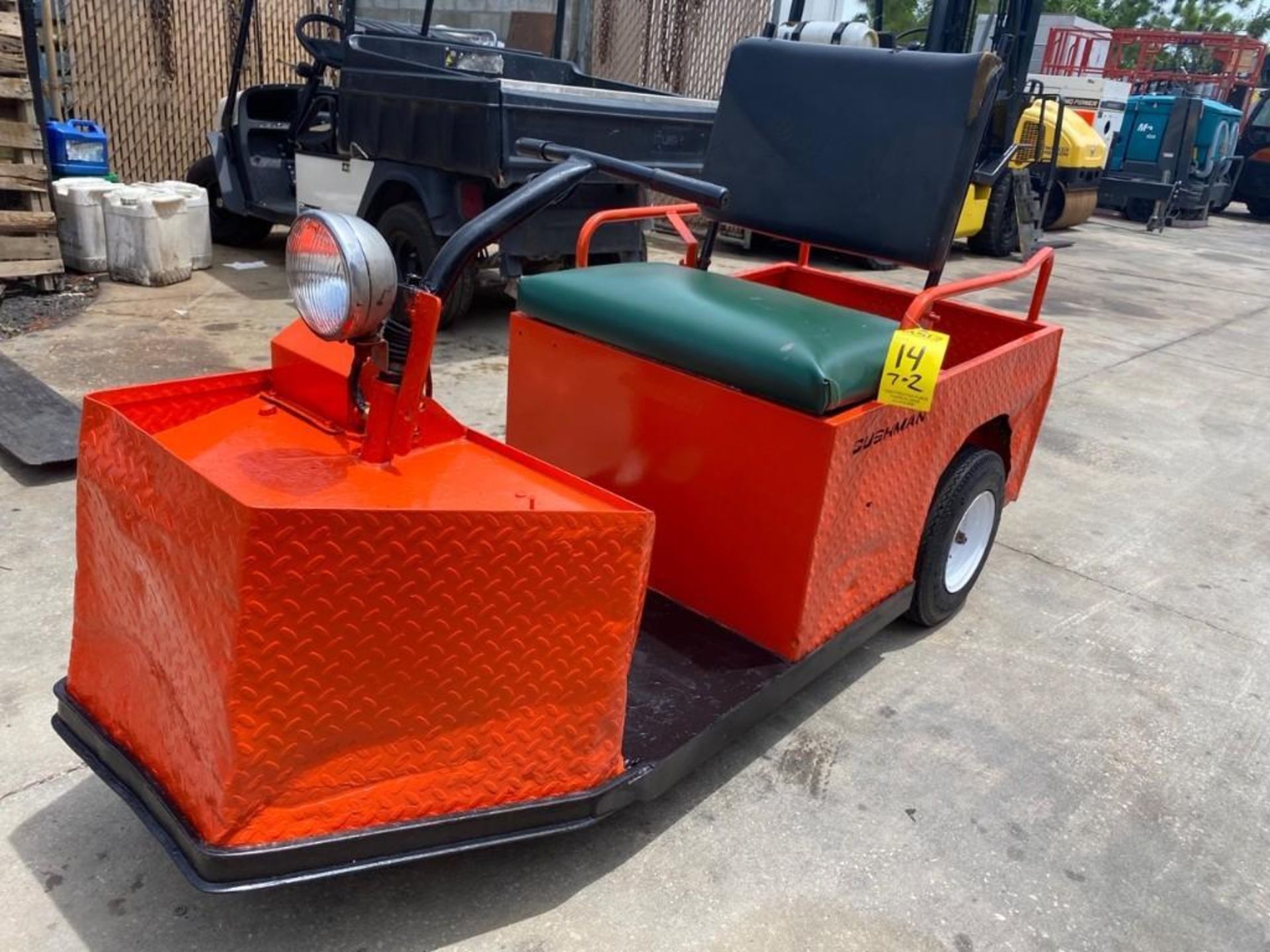 CUSHMAN ELECTRIC CART, BUILT IN CHARGER, RUNS AND OPERATES