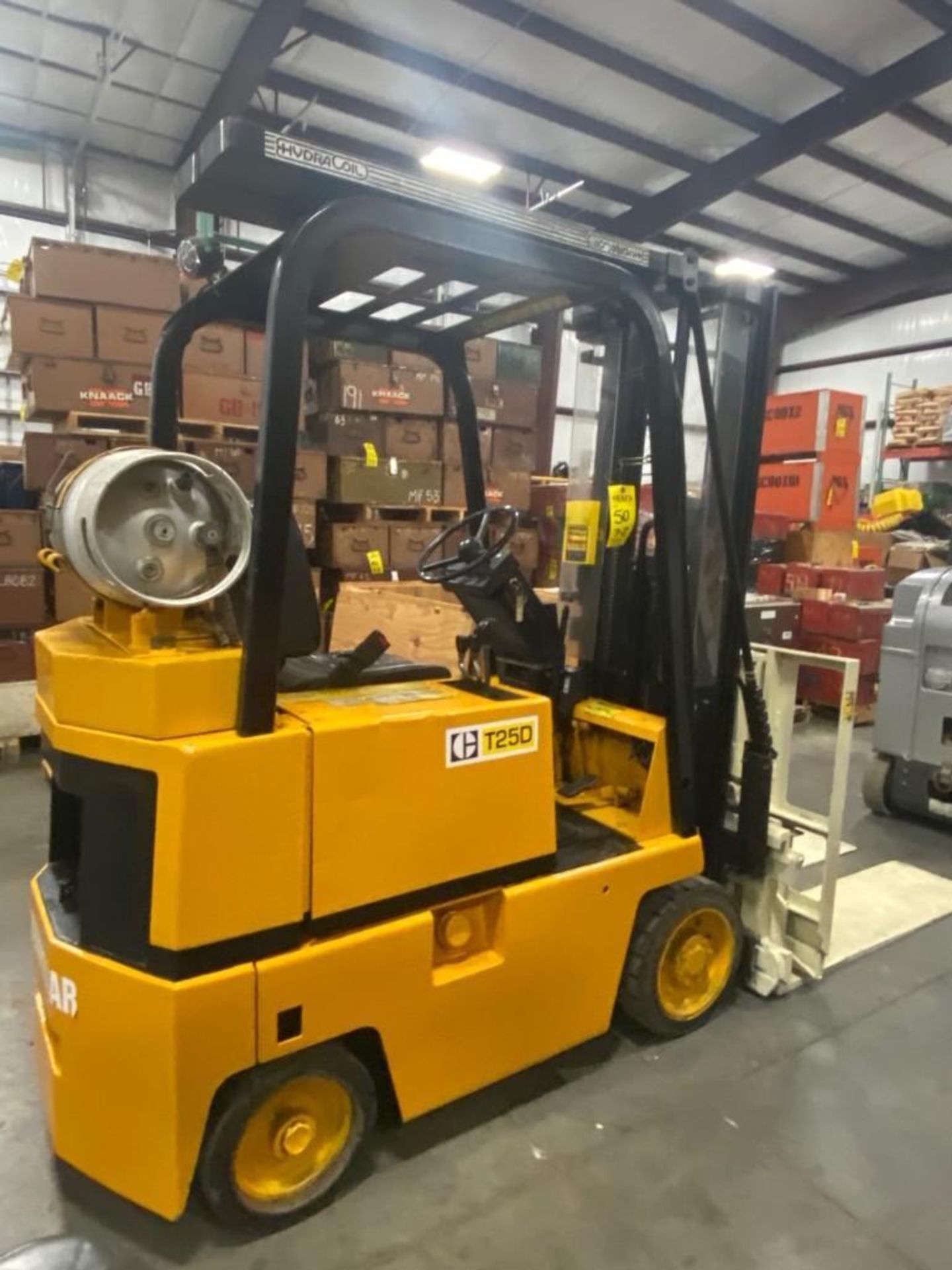 CATERPILLAR LP FORKLIFT MODEL T25D, CASCADE ATTACHMENT, TILT, SIDE SHIFT, RUNS AND OPERATES