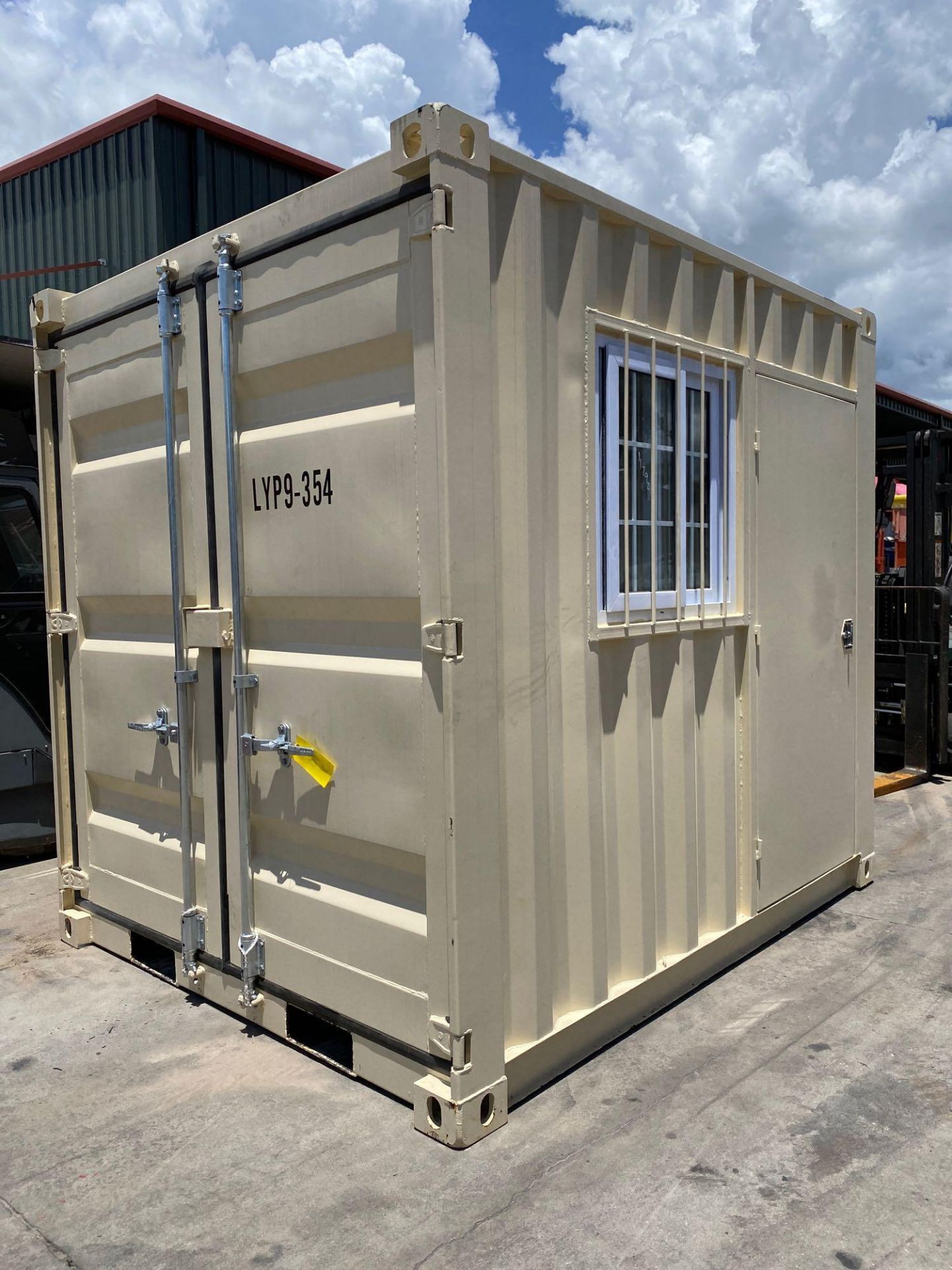 UNUSED 2020 PORTABLE OFFICE CONTAINER WITH WINDOW & SIDE DOOR. - Image 2 of 6