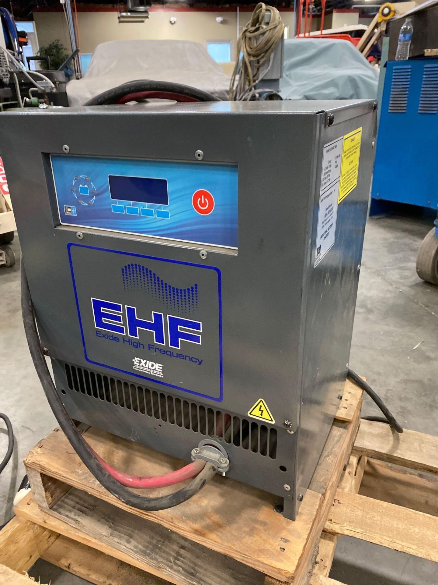 EXIDE EHF MOUNTABLE BATTERY CHARGER MODEL EHF24T150M, 24V