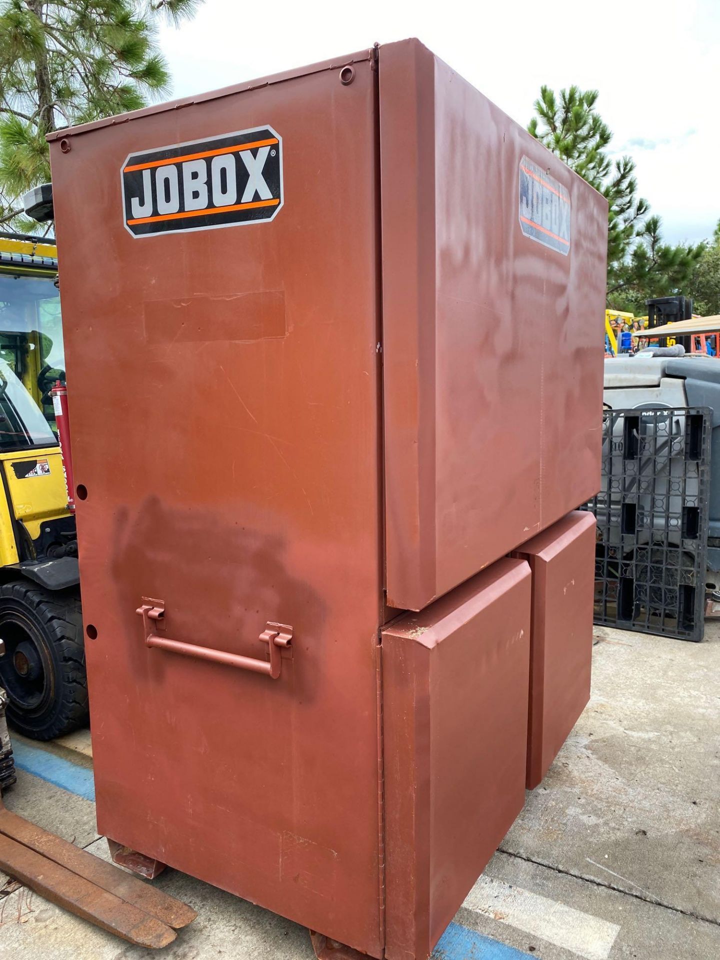 LARGE INDUSTRIAL JOBOX - Image 5 of 12