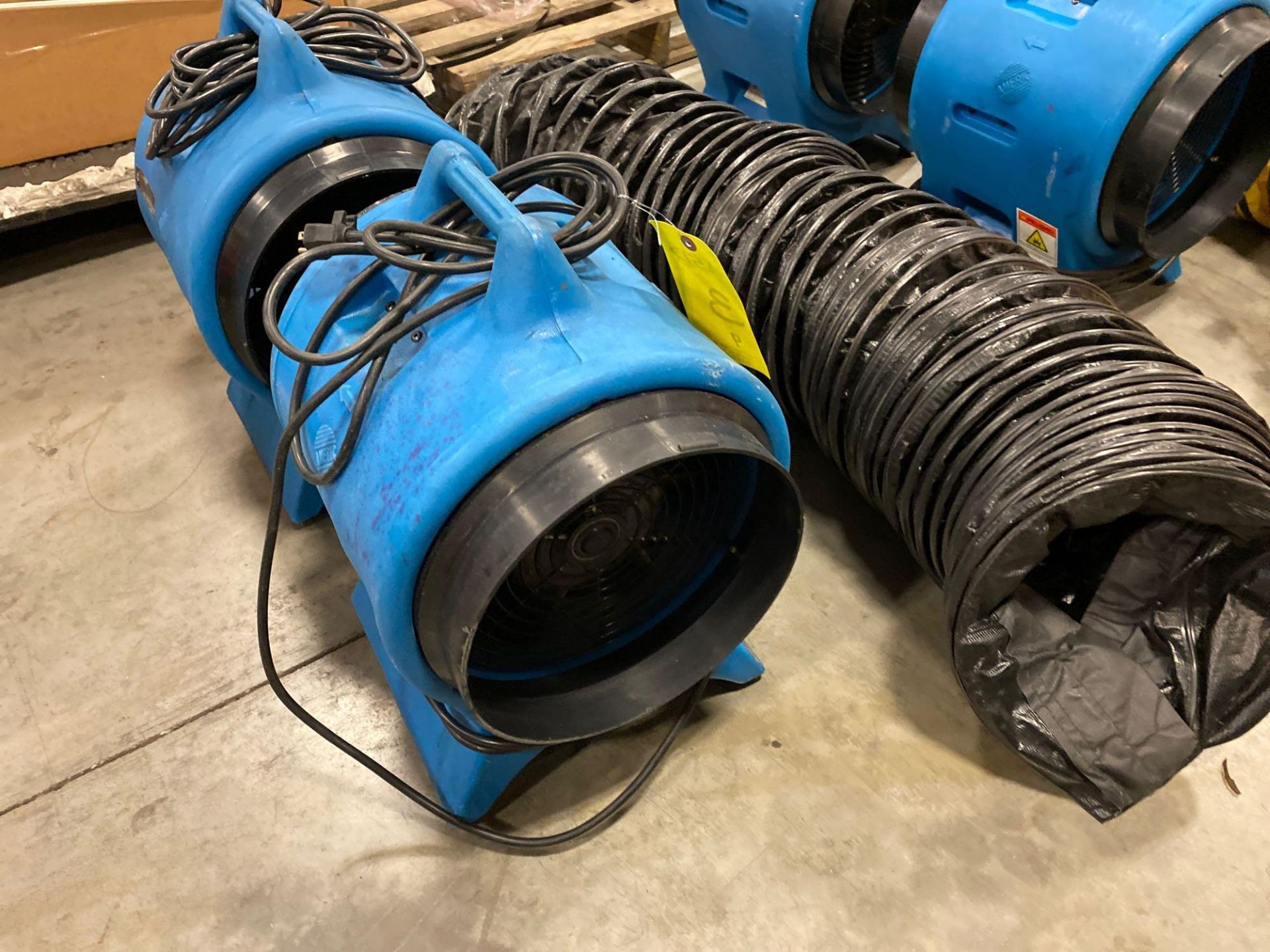 TWO AMERIC BLOWERS MODEL VAF-3000 WITH HOSE - Image 3 of 5