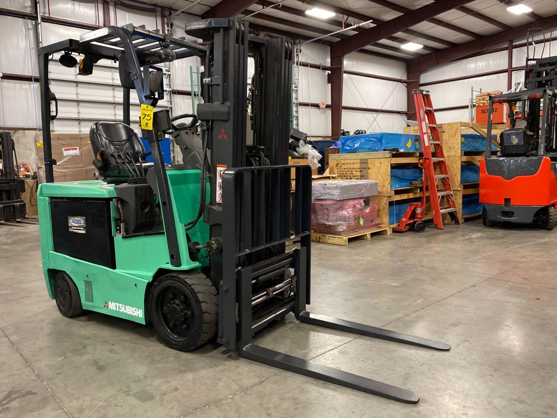 2016 MITSUBISHI FBC25N2 ELECTRIC FORKLIFT, APPROX. 4,500 LB CAPACITY - Image 2 of 12