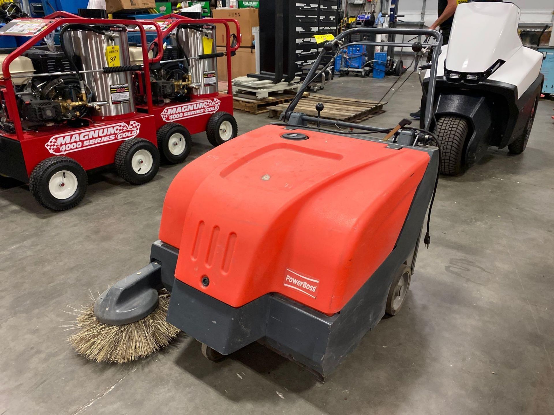 POWERBOSS COLLECTOR 34 WALK BEHIND ELECTRIC FLOOR SWEEPER, RUNS AND OPERATES - Image 10 of 14