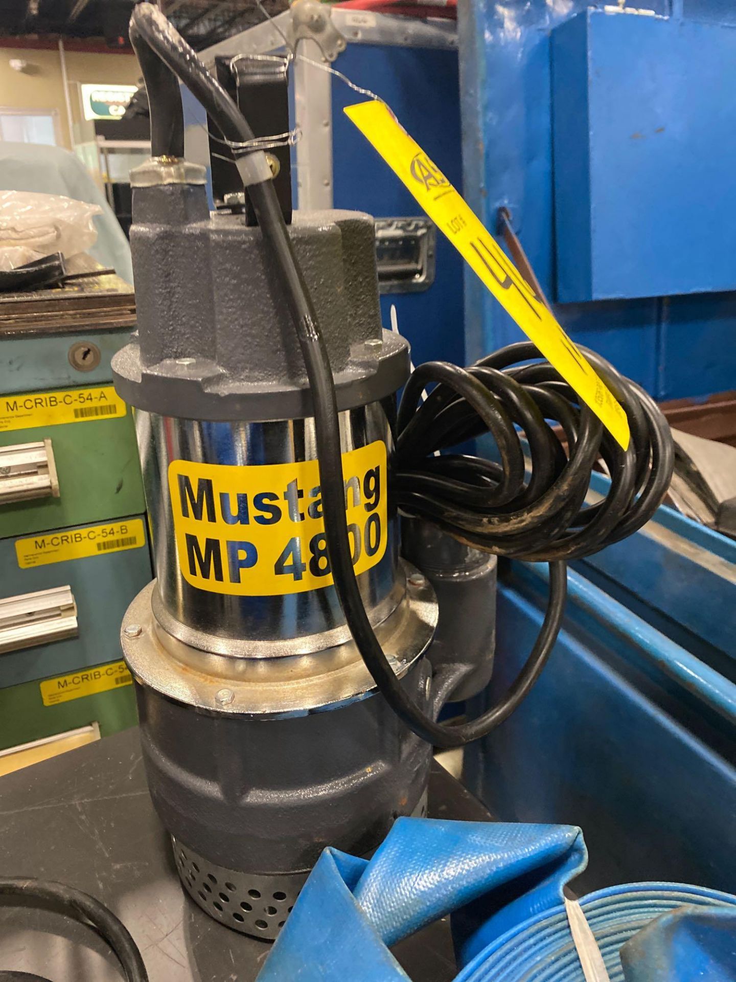 UNUSED MUSTANG MP4800 SUBMERSIBLE PUMP WITH HOSE - Image 3 of 6