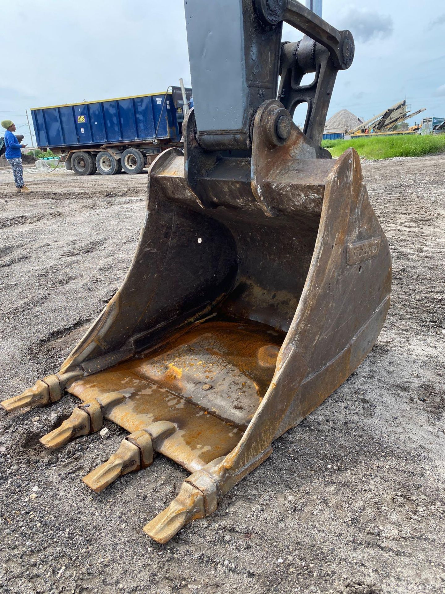 2014 VOLVO EC 220 DL CRAWLER EXCAVATOR, ENCLOSED CAB, 3RD VALVE/AUX. HYDRAULICS - Image 15 of 28