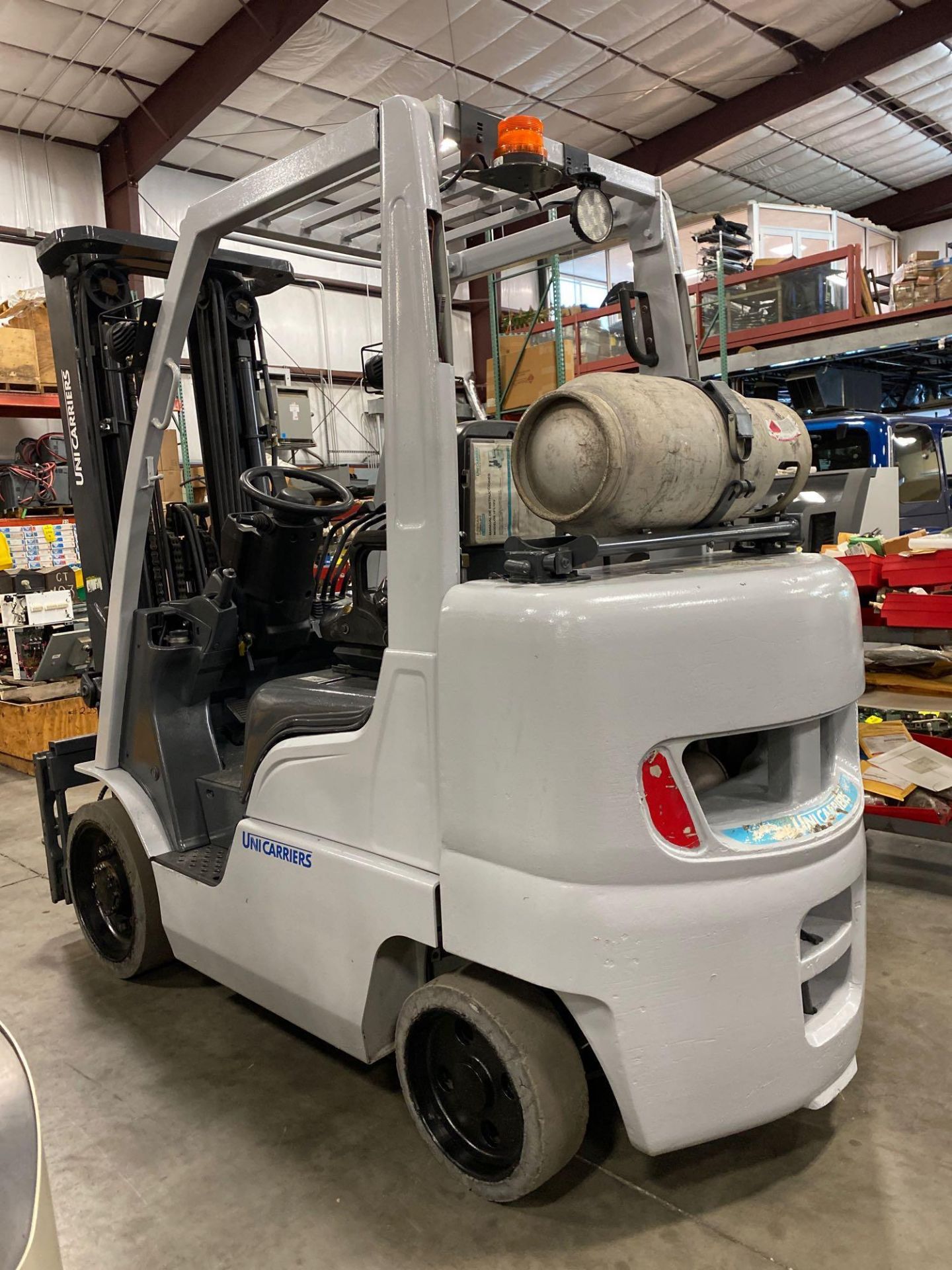 2014 UNICARRIERS LP FORKLIFT MODEL MCUG1F2F30LV, APPROX. 6,000 LB CAPACITY - Image 3 of 10