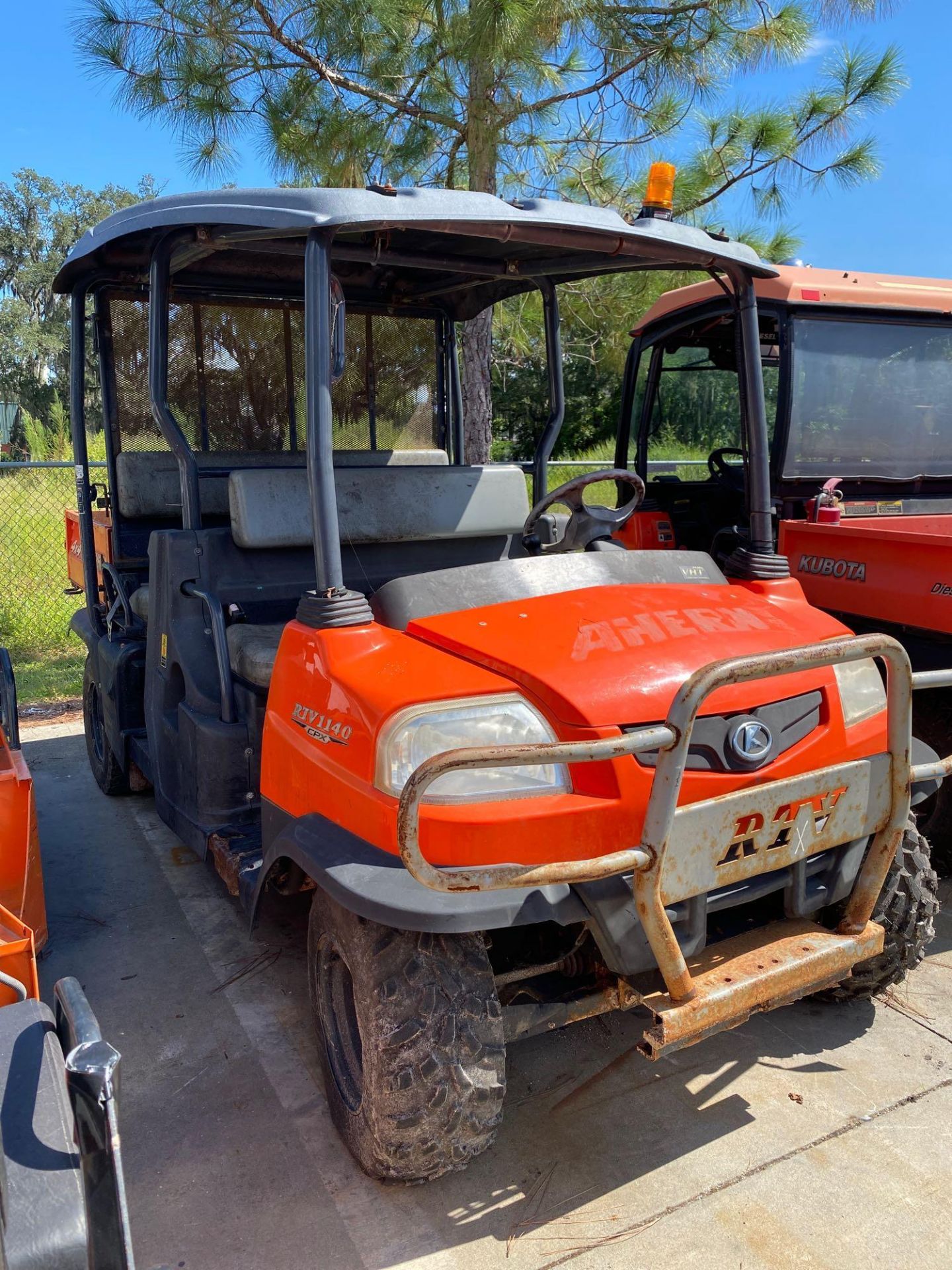 KUBOTA RTV1140 CPX DIESEL UTV, 4X4, 2,521 HOURS SHOWING, RUNS & DRIVE - Image 2 of 9