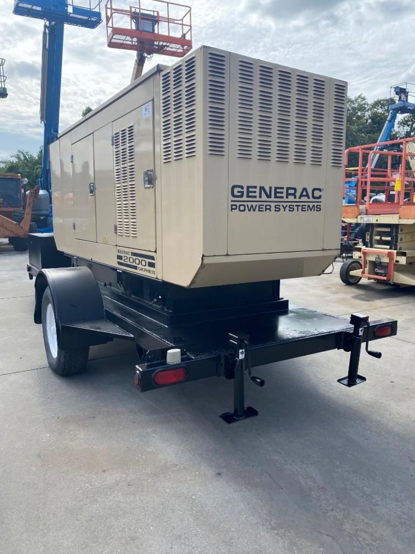 GENERAC TRAILER MOUNTED DIESEL GENERATOR, 50KW/63KVA, 120/240 V, CLEAN MACHINE, RUNS & OPERATES - Image 9 of 15