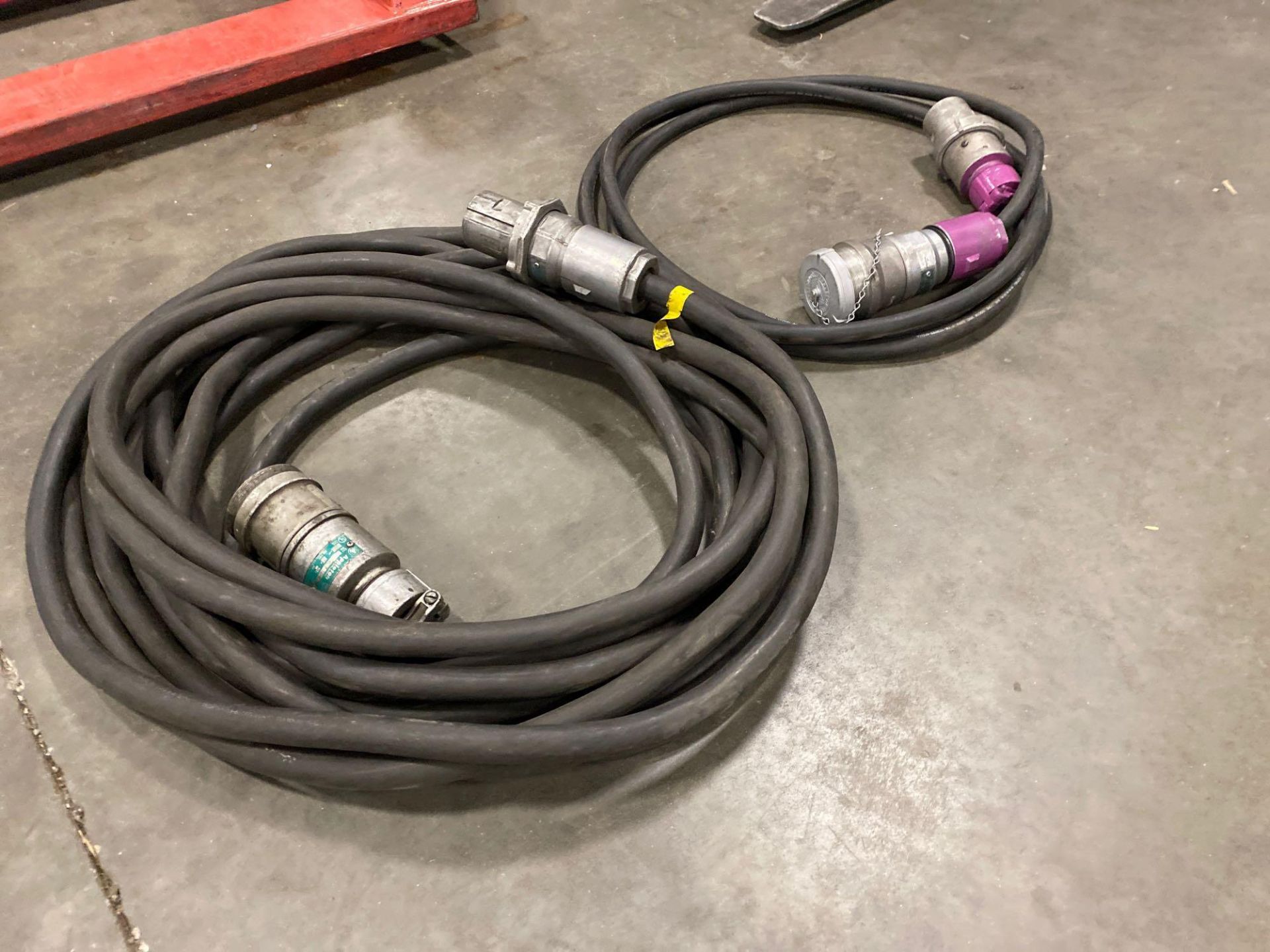 LOT OF POWER CABLES