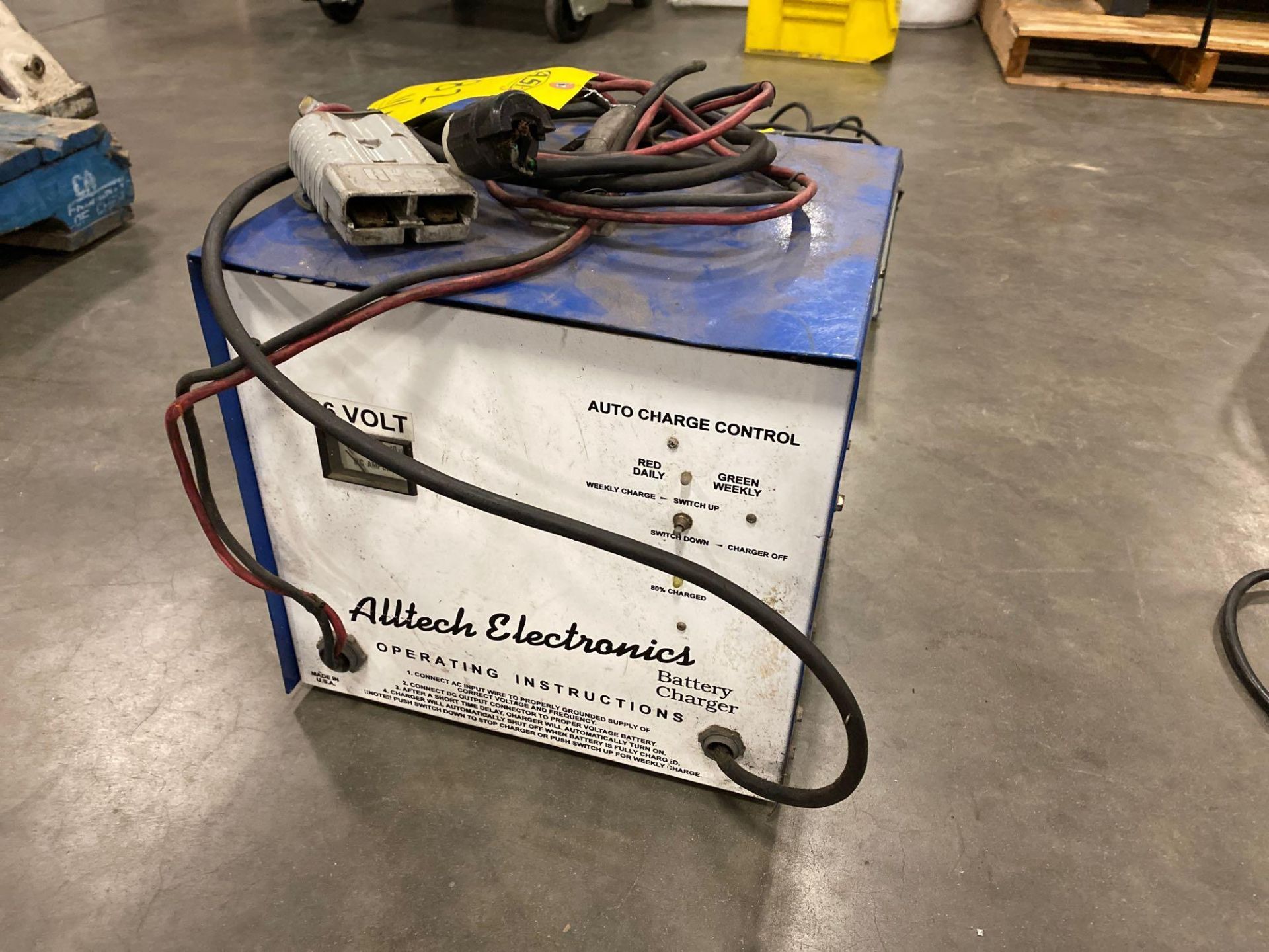 ALLTECH 36V BATTERY CHARGER