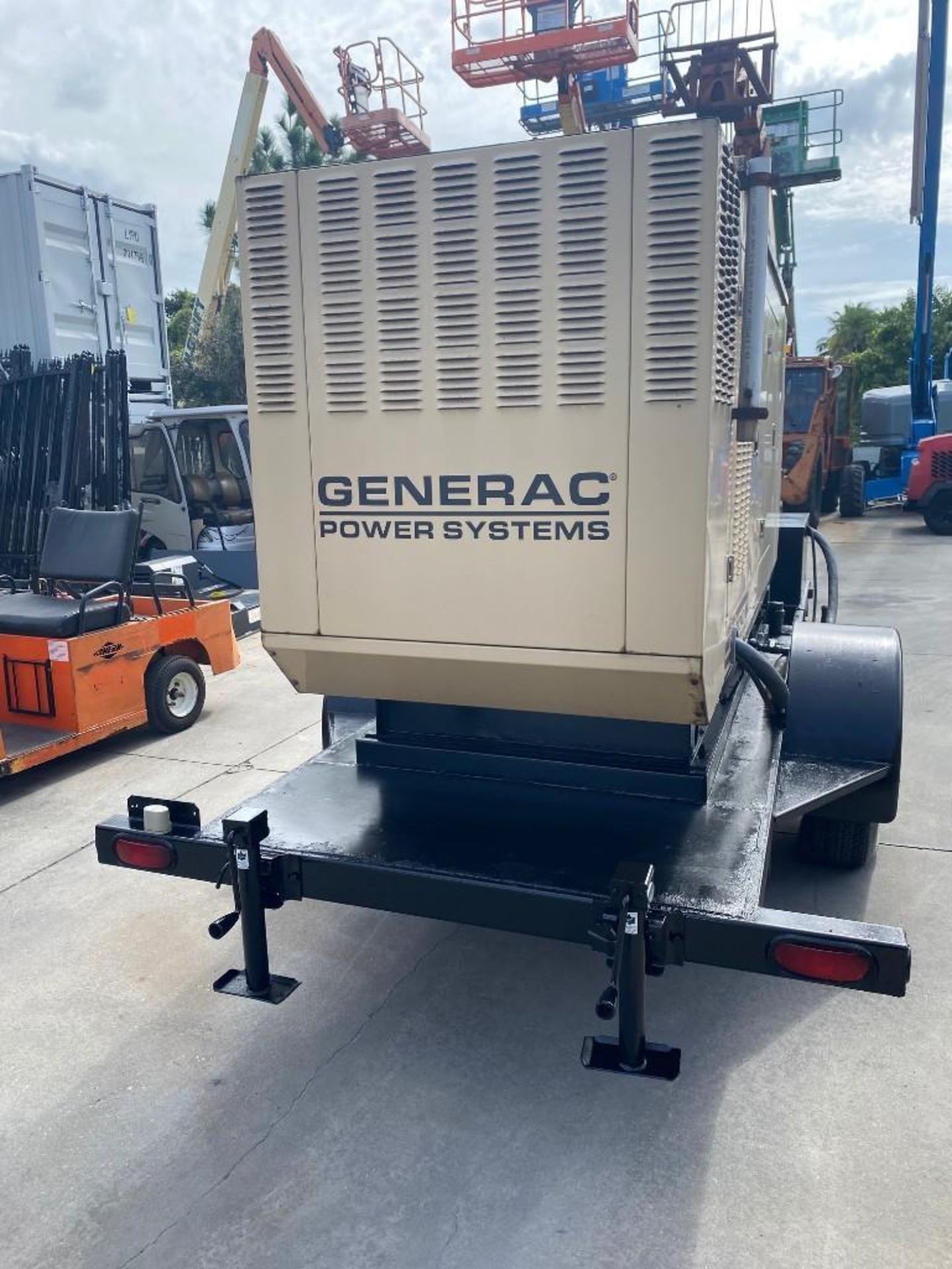 GENERAC TRAILER MOUNTED DIESEL GENERATOR, 50KW/63KVA, 120/240 V, CLEAN MACHINE, RUNS & OPERATES - Image 8 of 15