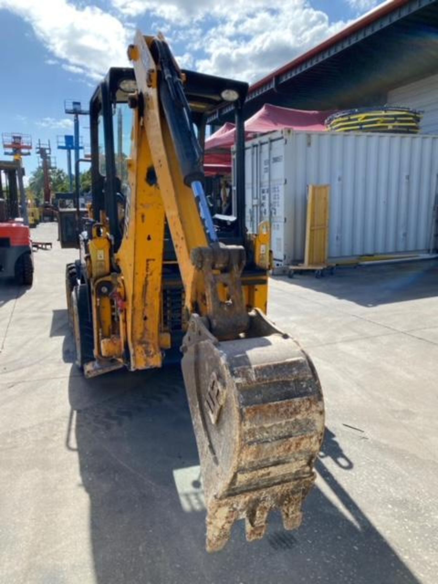 2014 JCB 1CX DIESEL SKID STEER/LOADER WITH 4-IN-1 BUCKET AND JCB BACKHOE, AUX. HYDRAULICS - Image 6 of 10