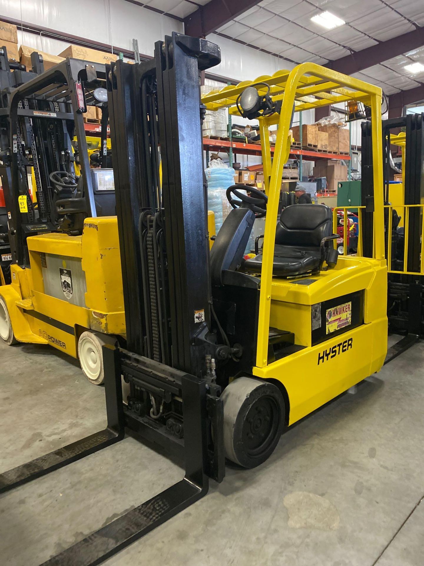 HYSTER ELECTRIC FORKLIFT MODE J35ZT, 3,500 LB CAPACITY, 36V, 187" HEIGHT CAPACITY, TILT, SIDE SHIFT,