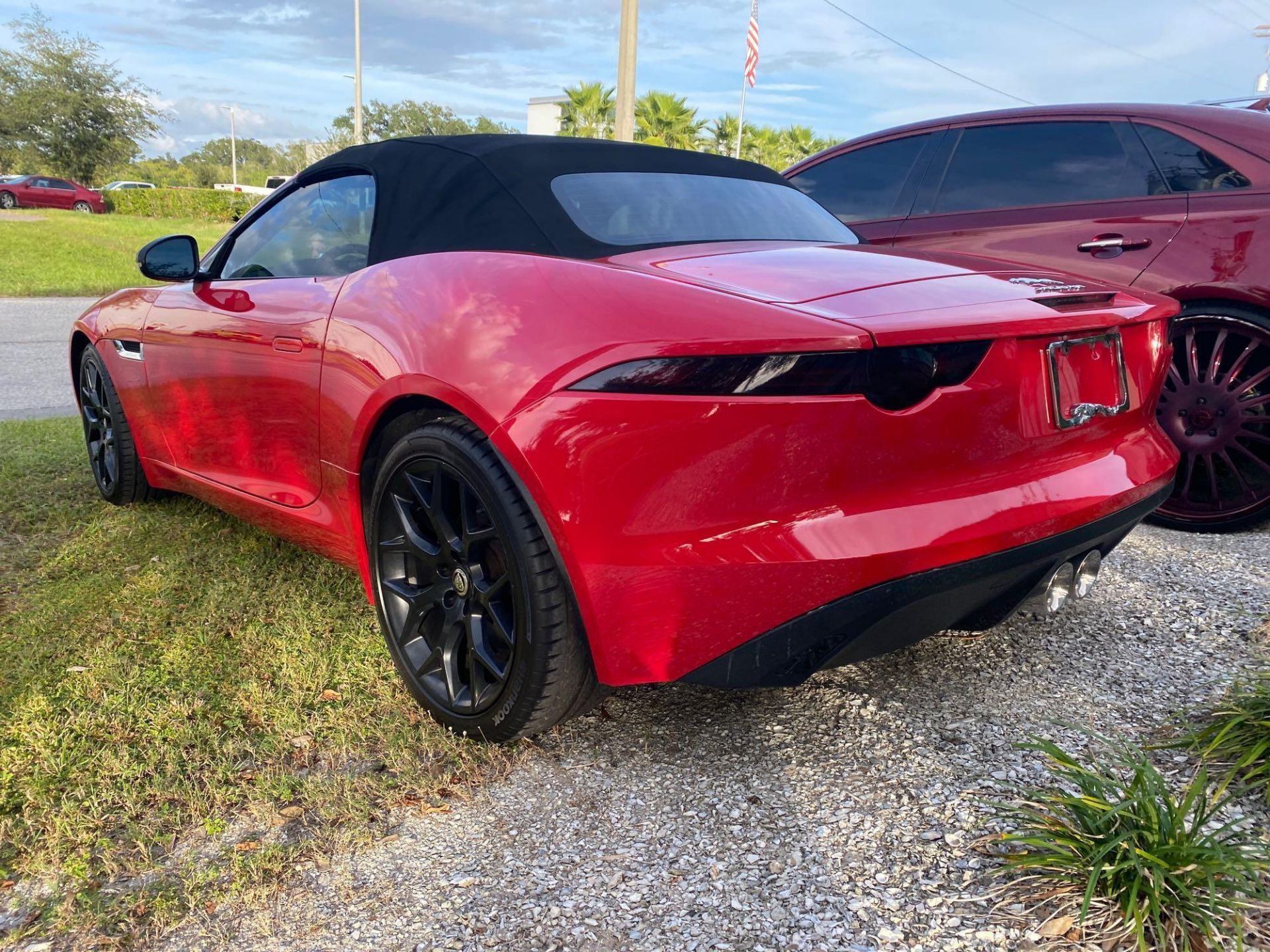 2014 JAGUAR F-TYPE CONVERTIBLE 2-DR, 3.0L V6 DOHC 24V. VEHICLE STARTS, RUNS AND DRIVES - Image 4 of 19