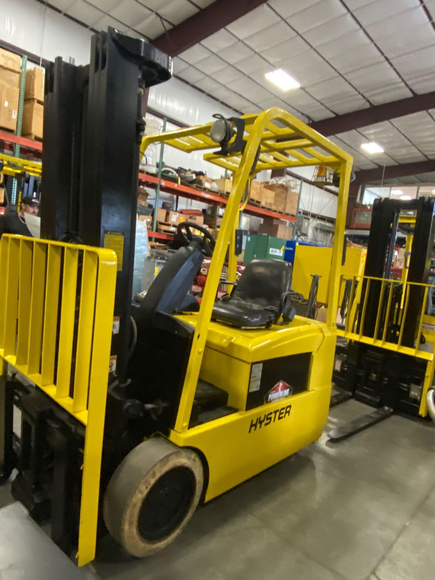 HYSTER ELECTRIC FORKLIFT MODE J35ZT, 3,500 LB CAPACITY, 36V, 187" HEIGHT CAPACITY, TILT, SIDE SHIFT, - Image 5 of 8