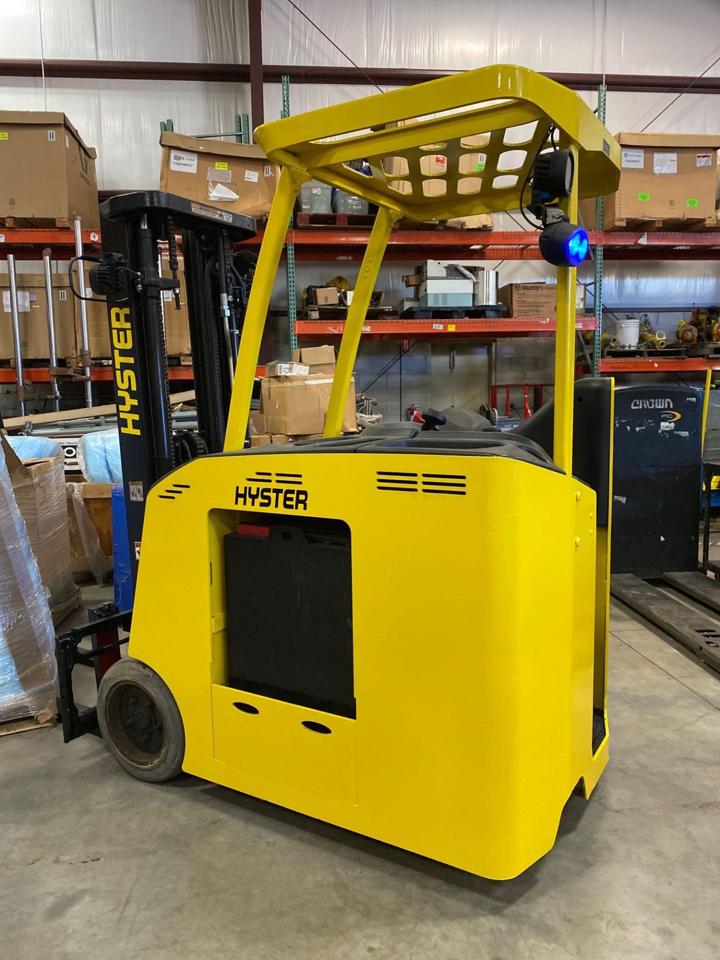 2014 HYSTER E40HSD2-21 ELECTRIC FORKLIFT, 36V, 4,000 LB CAPACITY, 187" HEIGHT CAPACITY, TILT, SIDE S - Image 2 of 7