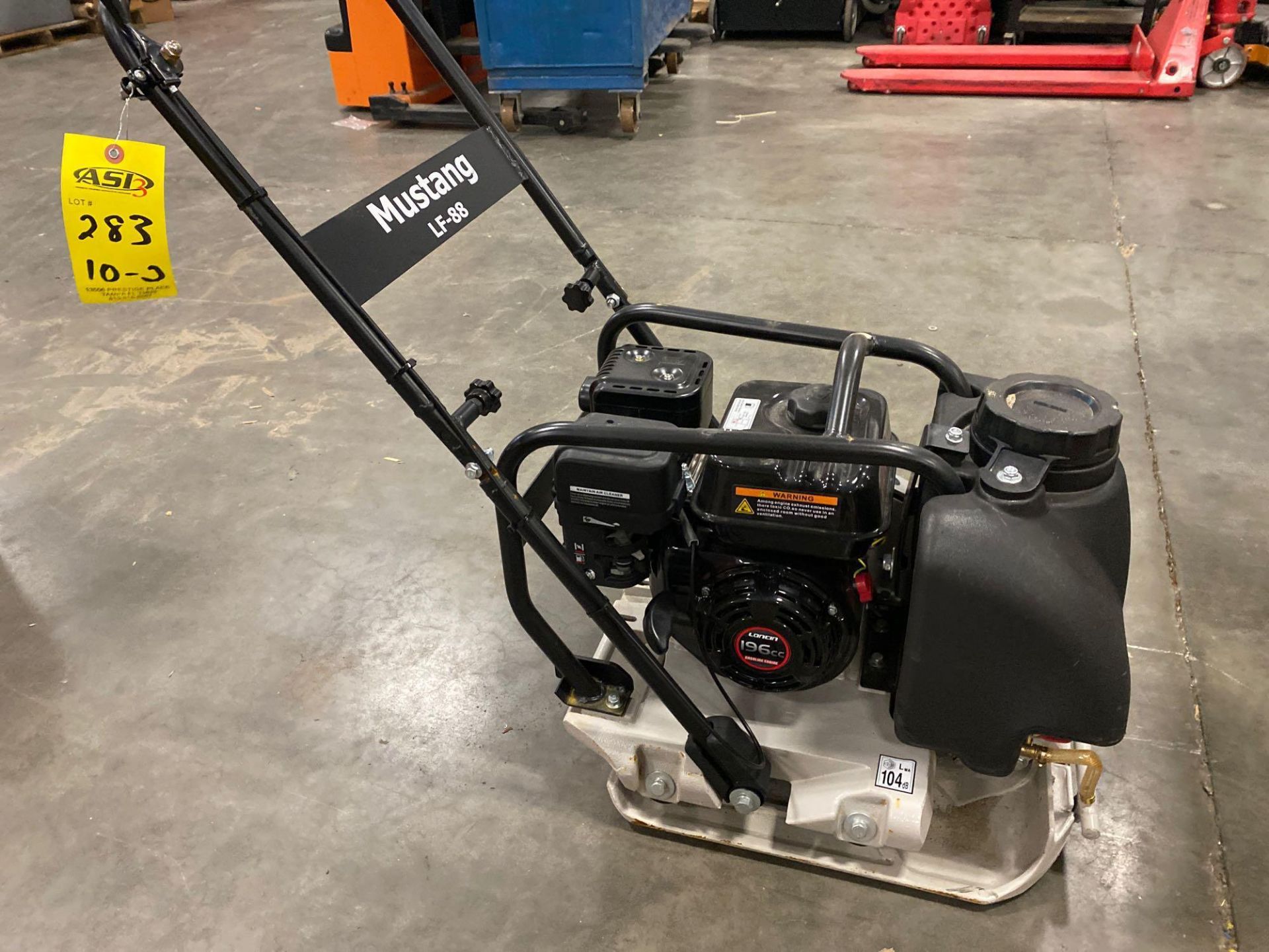 UNUSED PLATE COMPACTOR, LF-88, GAS ENGINE, WATER SYSTEM - Image 2 of 4