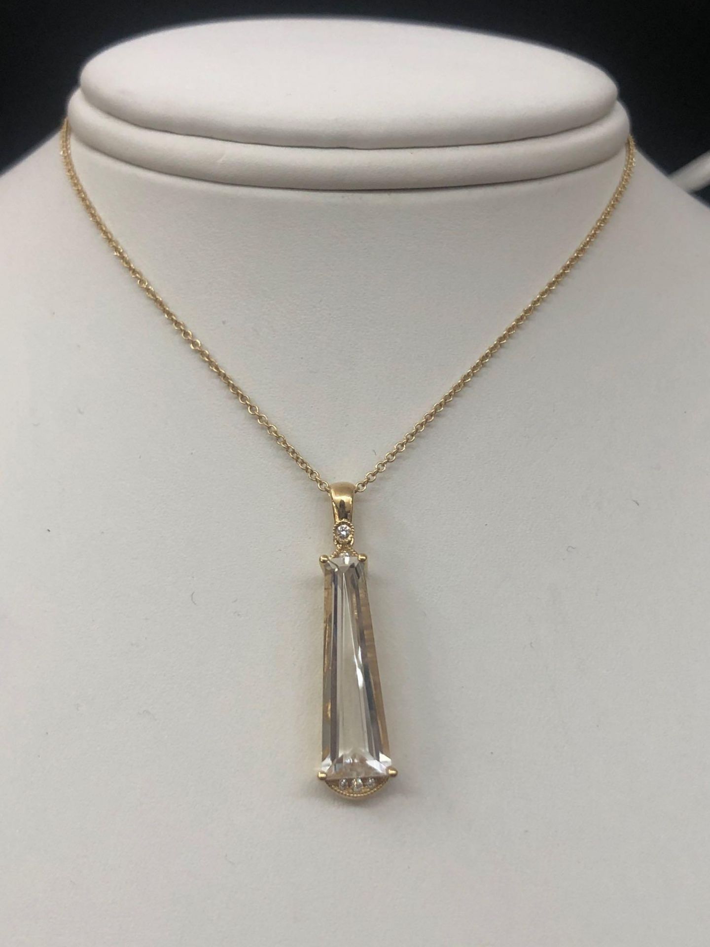 DOVES DESIGNER NECKLACE 3.94CT WHITE TOPAZ/ .04CT DIAMOND 18KT YELLOW GOLD