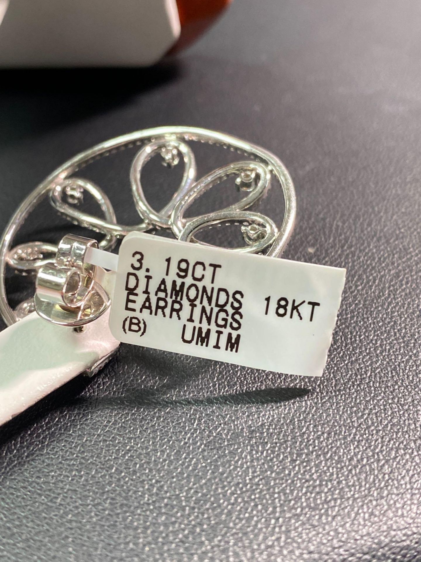 3.19CT DIAMOND EARRINGS 18K - Image 4 of 5