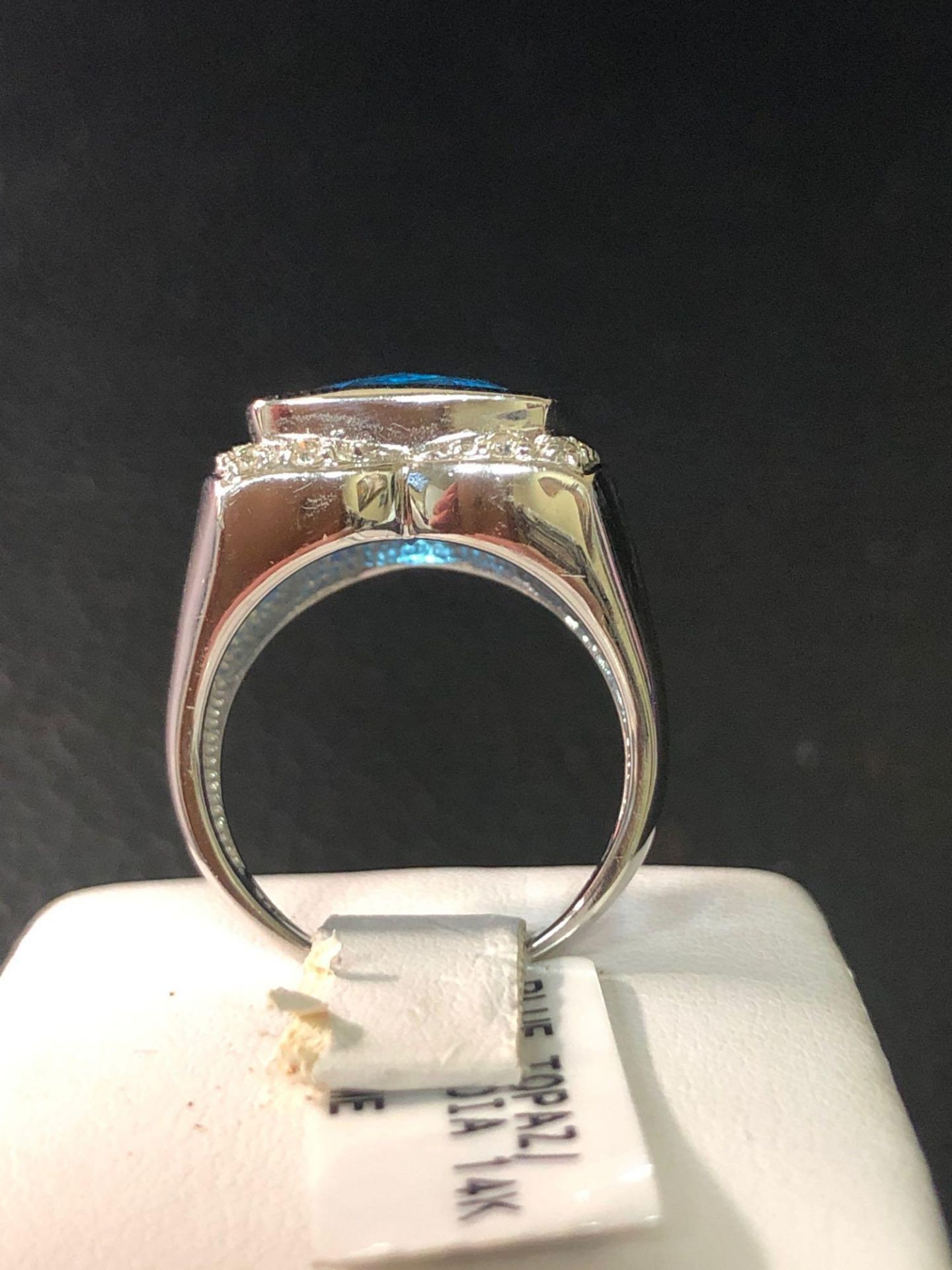 BUE TOPAZ AND .23CT DIAMOND RING 14KT WHITE GOLD - Bild 2 aus 5