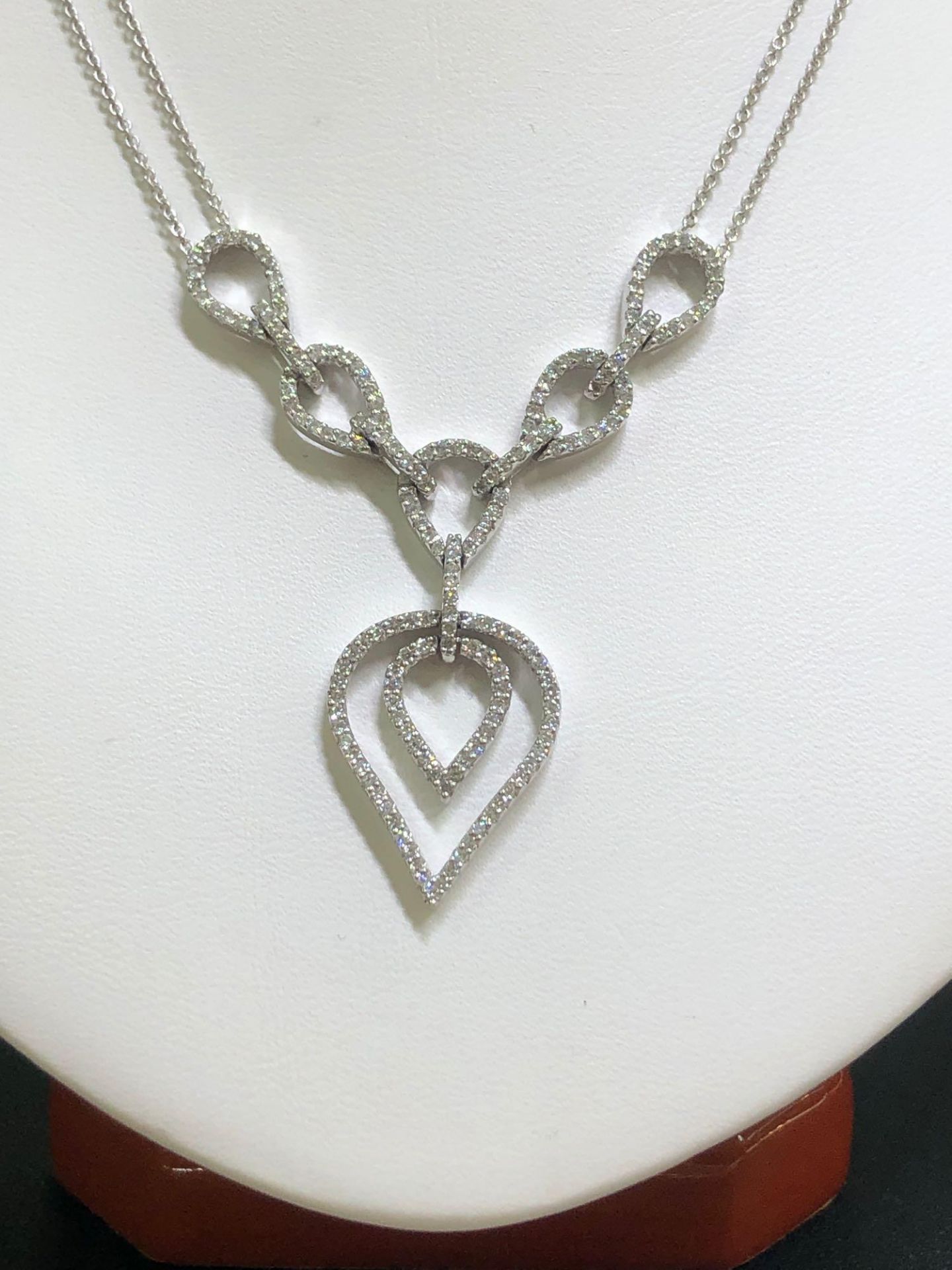 .98CT DIAMOND NECKLACE 14KT WHITE GOLD - Image 2 of 4