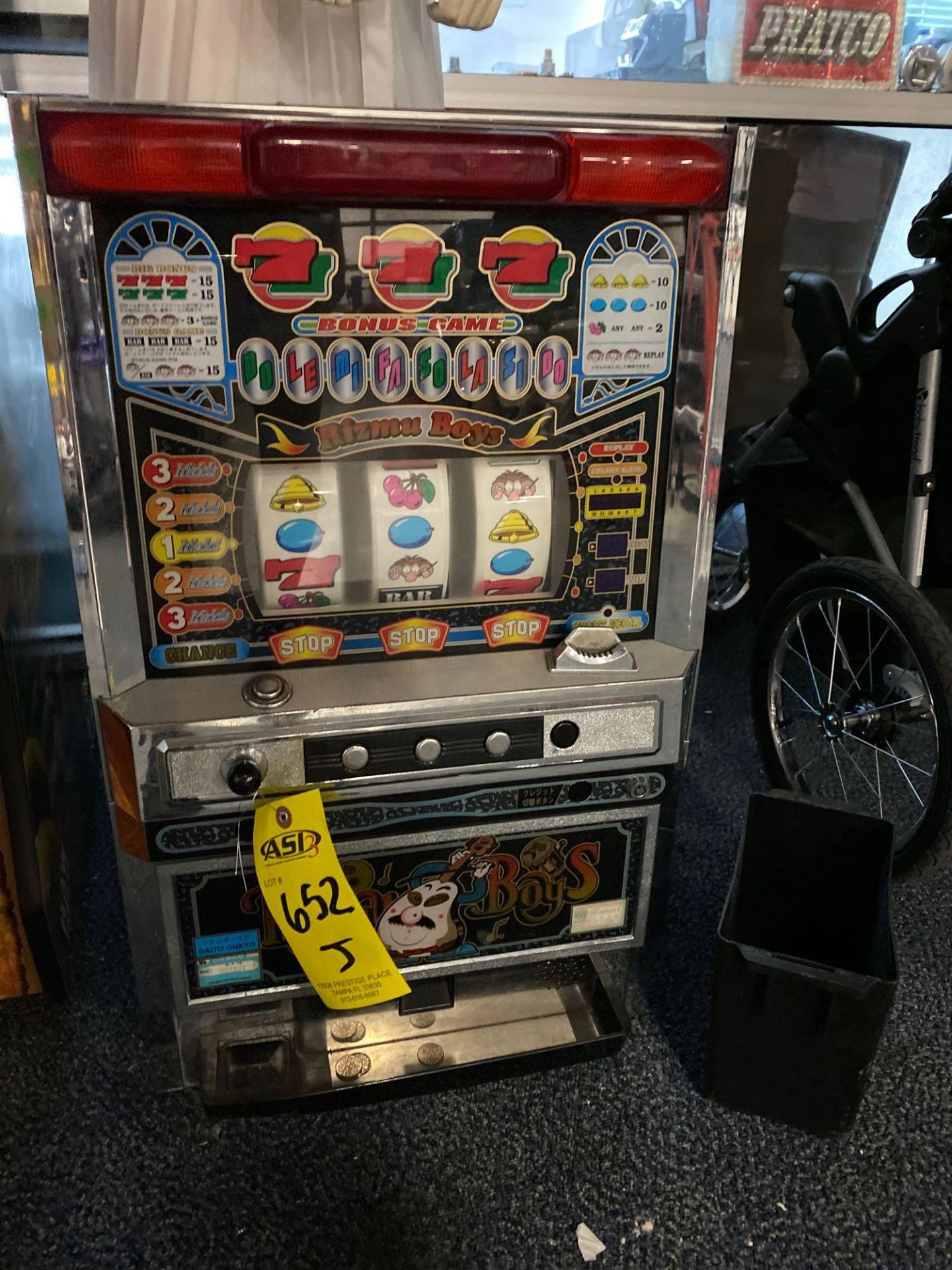 SLOT MACHINE- WORKS