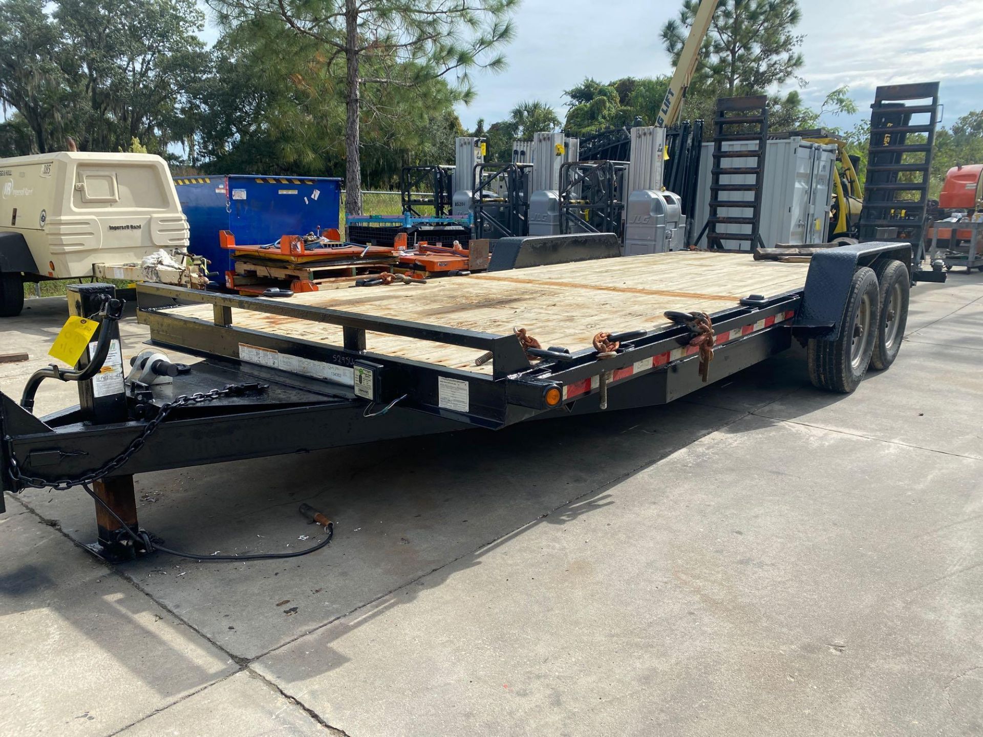 2016 QUALITY TRAILERS 15,000LB GVWR EQUIPMENT TRAILER, MDL. FDW-7K-20P, PINTLE HITCH, ELECTRIC BRAKE - Image 2 of 16