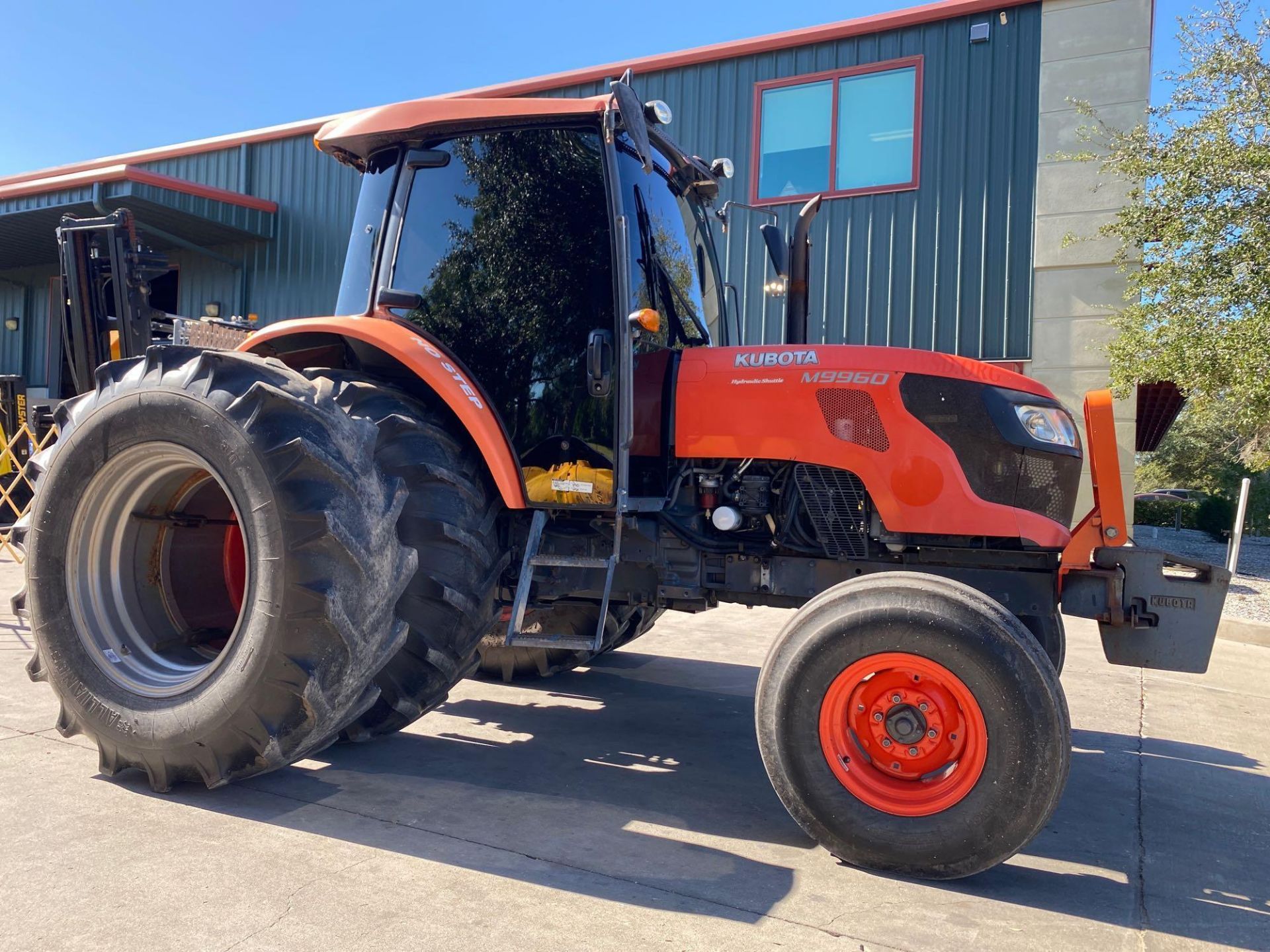 2012 KUBOTA M9960 DIESEL TRACTOR, DUAL REAR WHEELS, ENCLOSED CAB, HEAT, A/C BLOWS COLD - Image 2 of 44