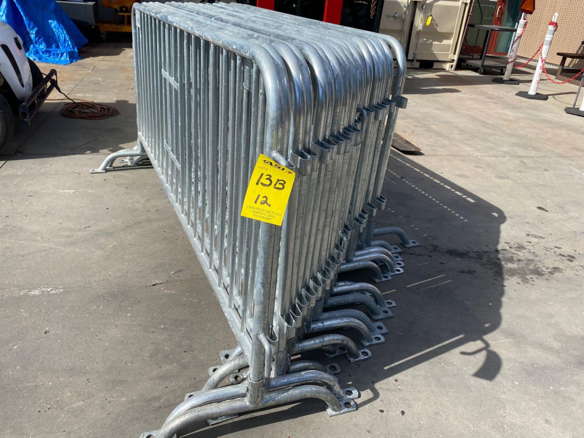 20 EQ CROWD CONTROL BARRIERS/DIVIDERS