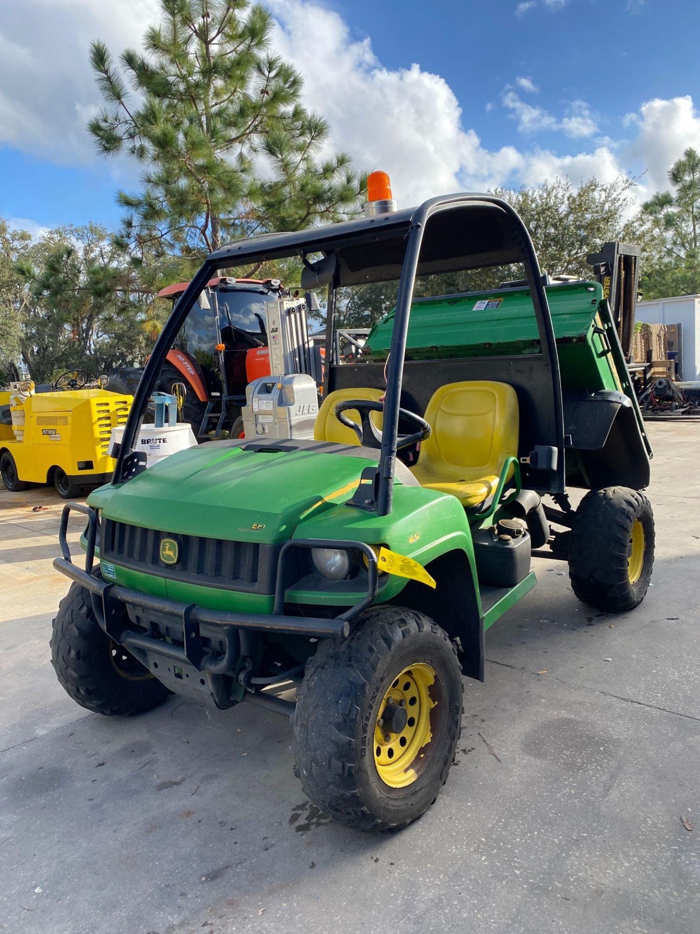 JOHN DEERE GATOR XUV UTILITY CART WITH HYDRAULIC DUMP BED, GAS POWERED, 1,713 HOURS SHOWING 4x4 - Image 2 of 9