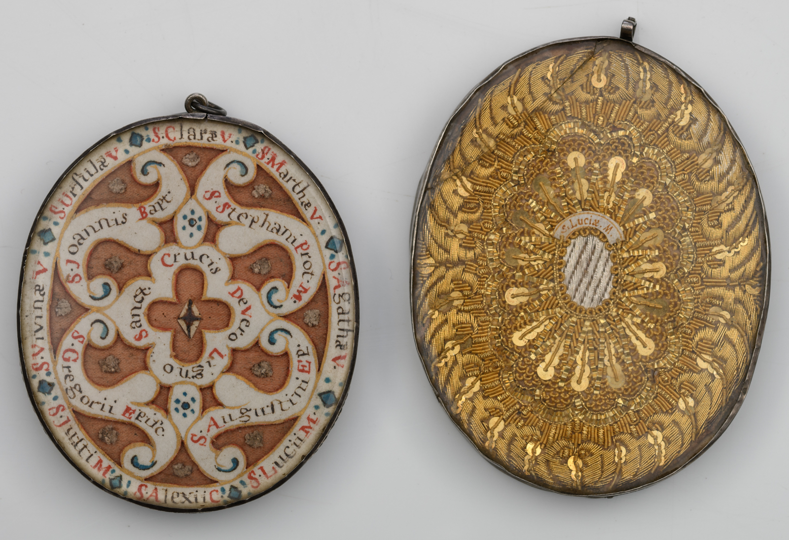 Two 18thC devotional reliquary pendants, one depicting on the recto St. Lucia and on the verso a rel - Image 2 of 8
