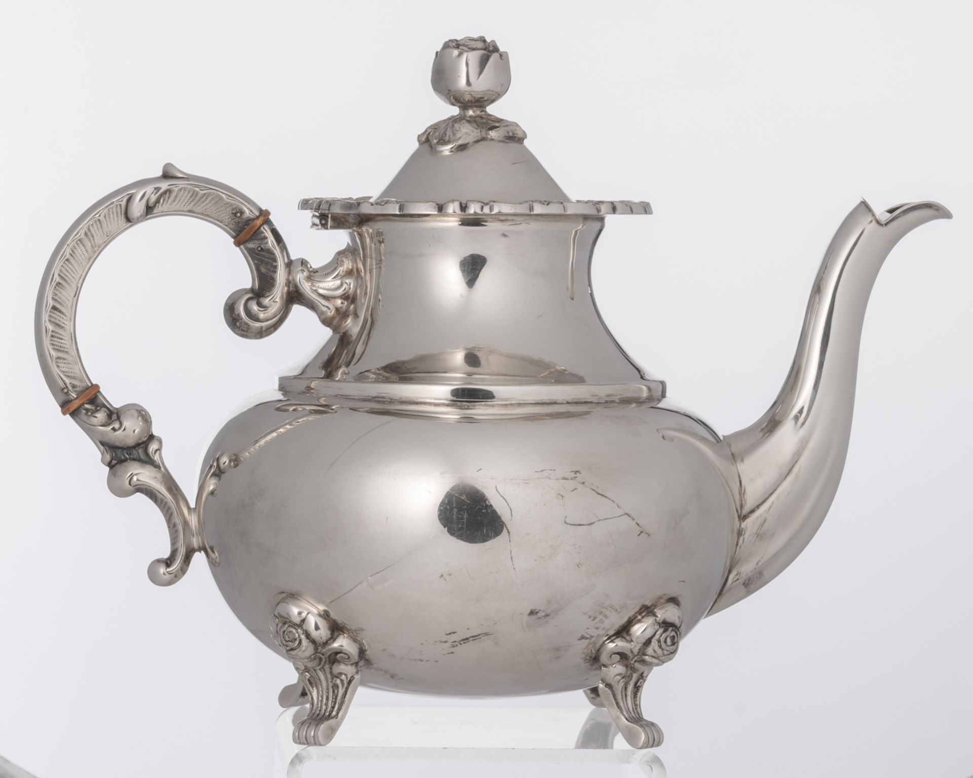 A silver plated five-piece coffee and tea set, decorated with flower-shaped knobs', probably German, - Bild 10 aus 27