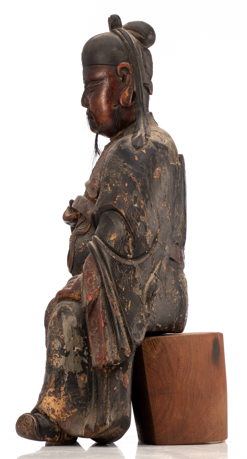 A Chinese polychrome lacquered, relief lacquered and gilt wooden sculpture depicting a seated empero - Image 2 of 6