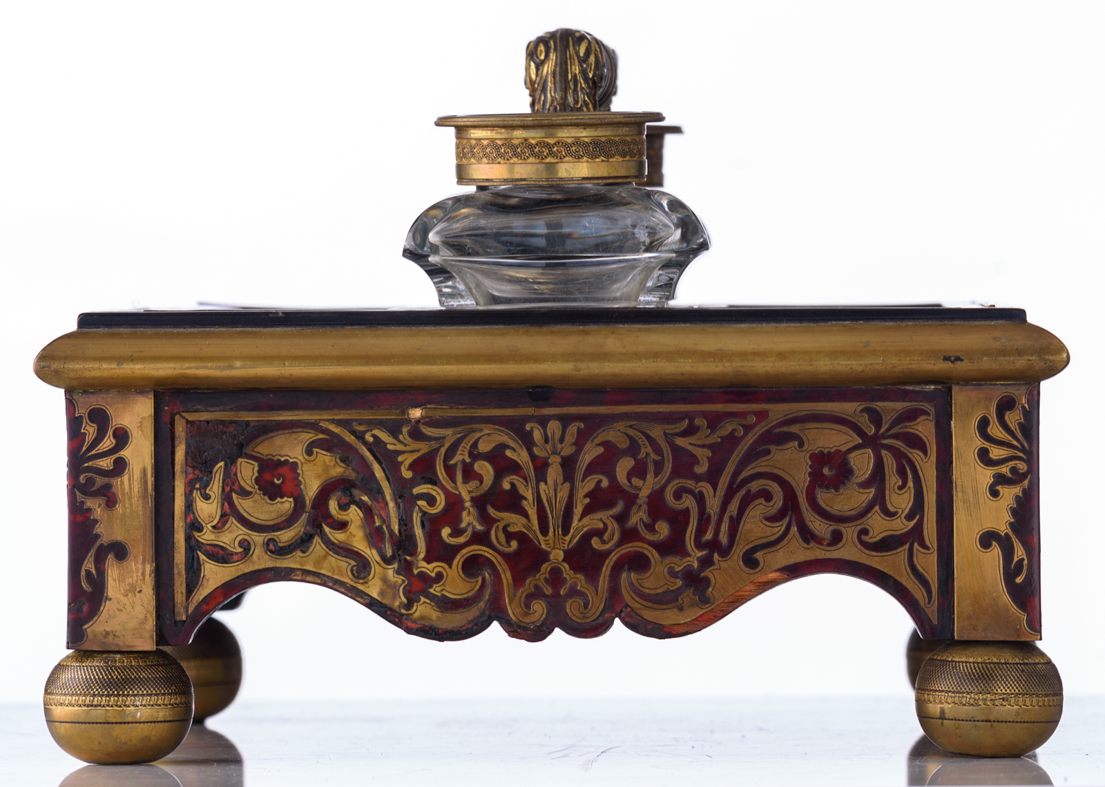 A Napoleon III Boulle work inkwell, H 19 - W 34 - D 26 cm - Image 5 of 8