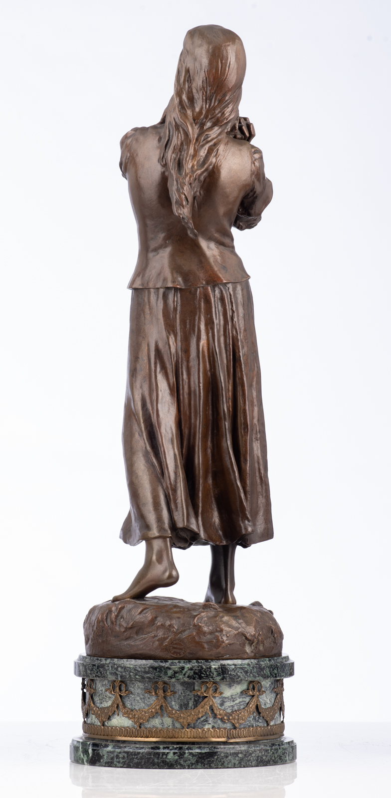 Larche R., Jeanne D'Arc praying, brown patinated bronze on a gris Ste Anne marble base with Neoclass - Bild 3 aus 7