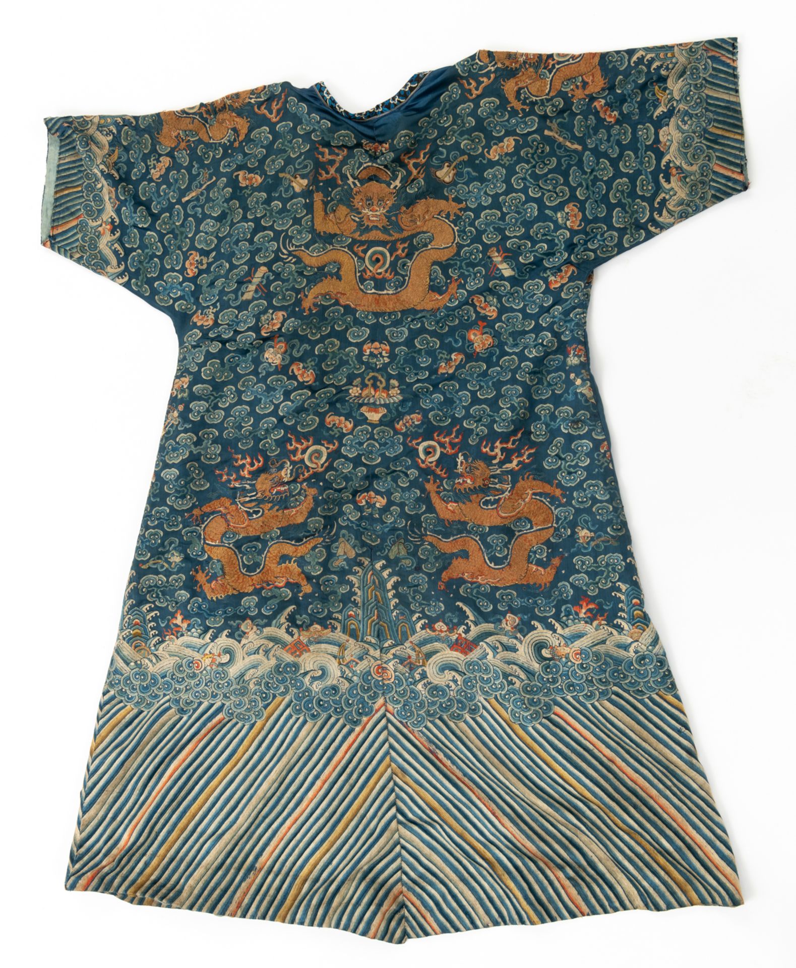 A Chinese embroidered silk robe formerly worn by a spouse of a high dignitary, Qing period, late 19t - Image 3 of 3